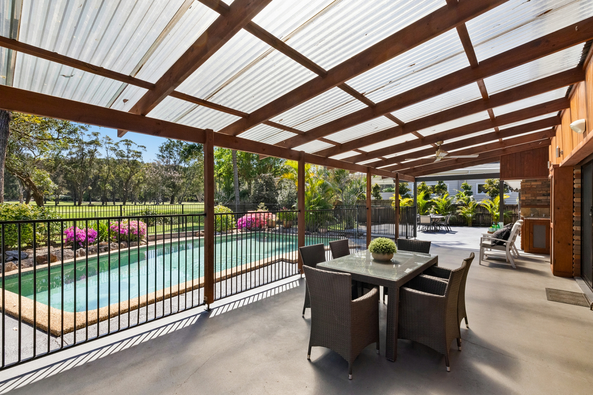 16 Parkland Road, MONA VALE