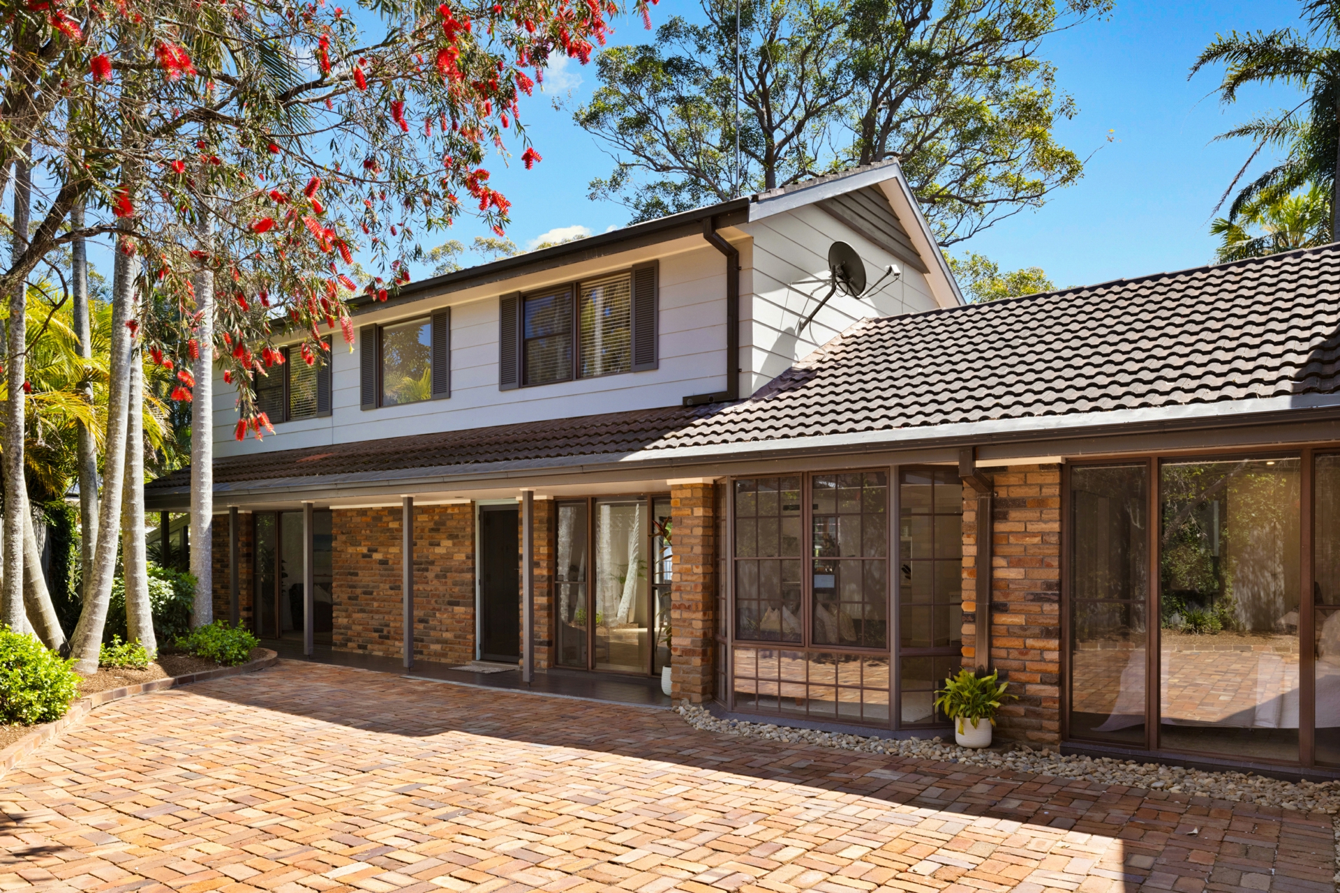 16 Parkland Road, MONA VALE