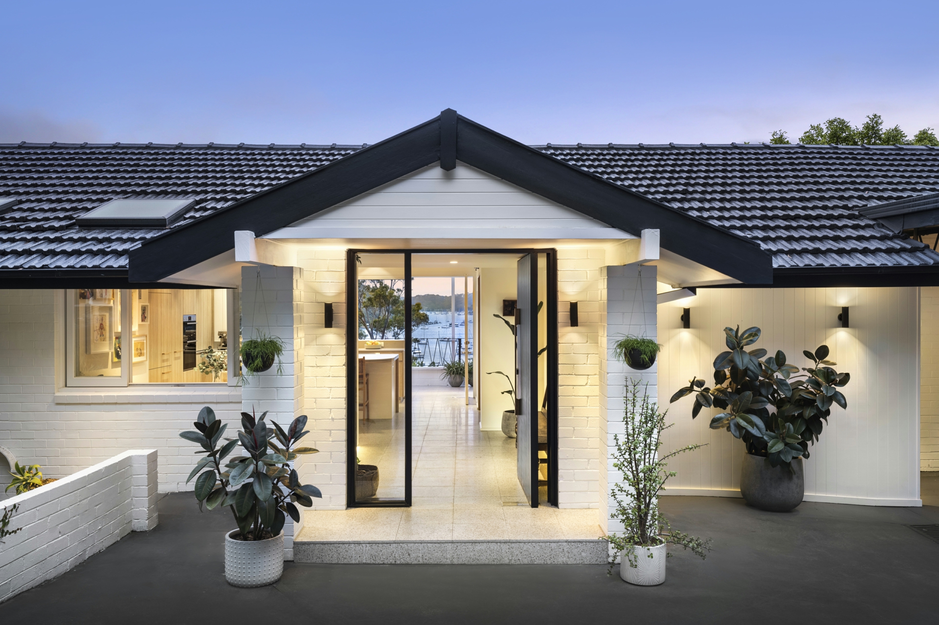 28 Bakers Road, CHURCH POINT