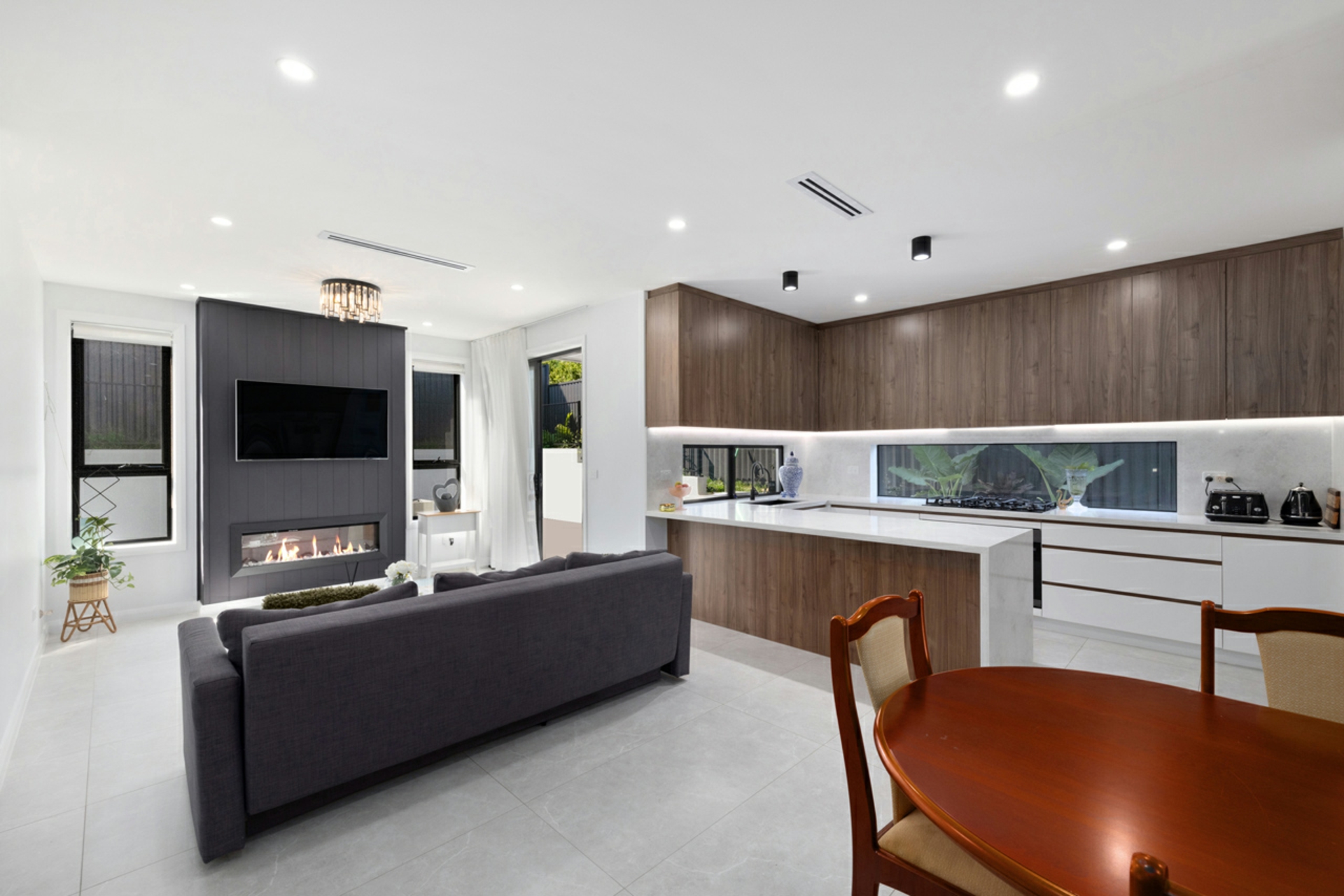 83 Parkes Road, COLLAROY PLATEAU