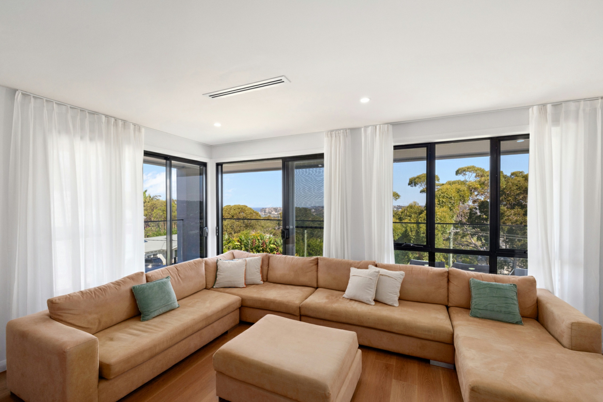83 Parkes Road, COLLAROY PLATEAU