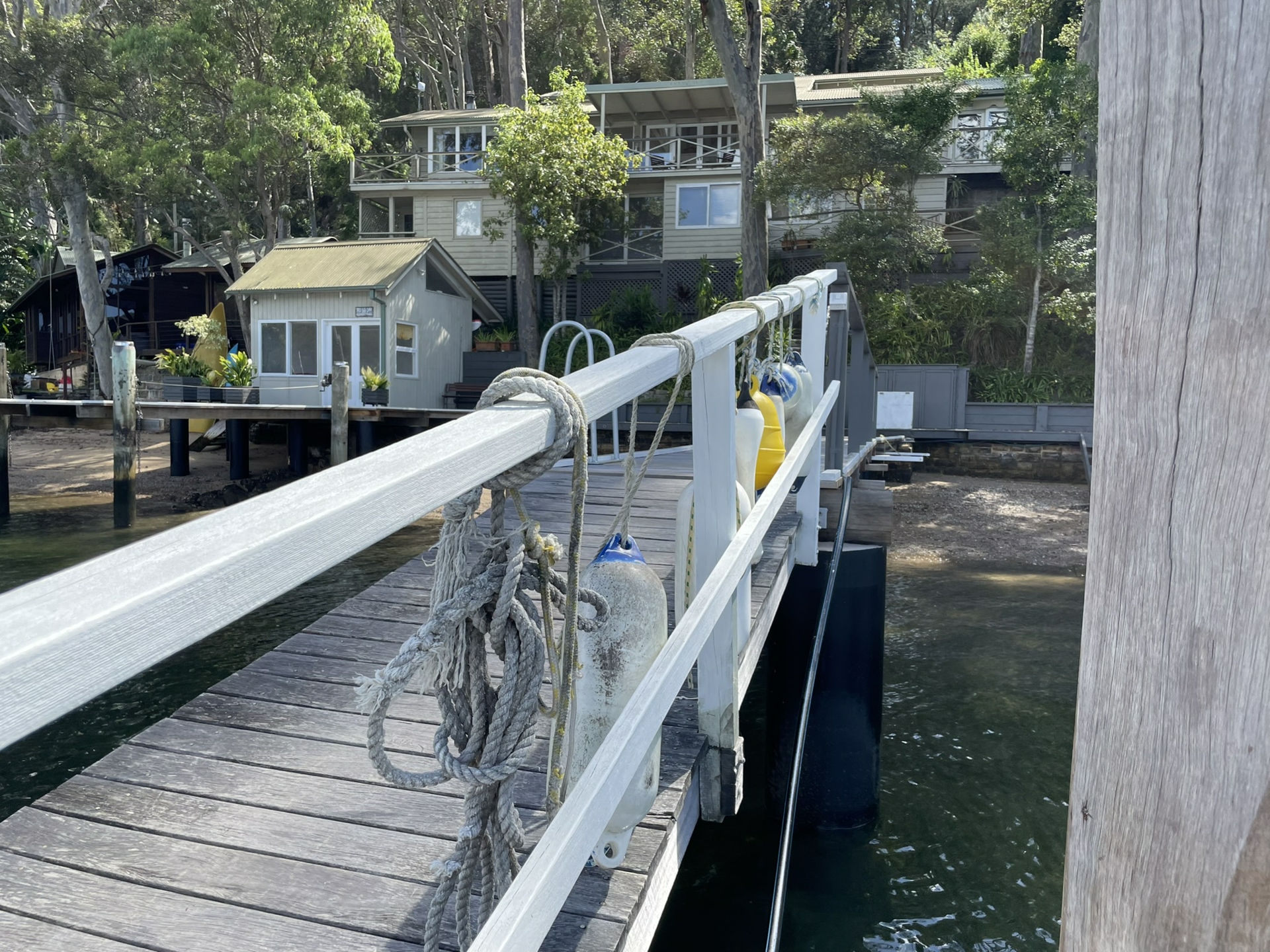15 Lovett Bay, LOVETT BAY