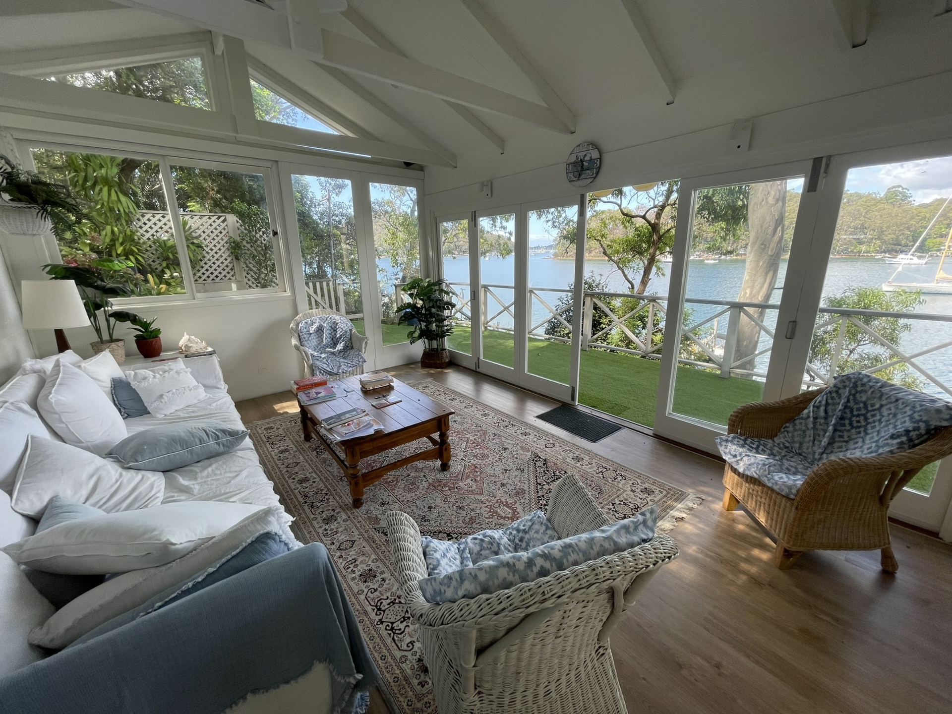 15 Lovett Bay, LOVETT BAY