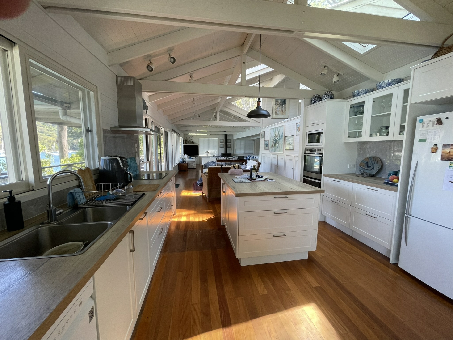 15 Lovett Bay, LOVETT BAY
