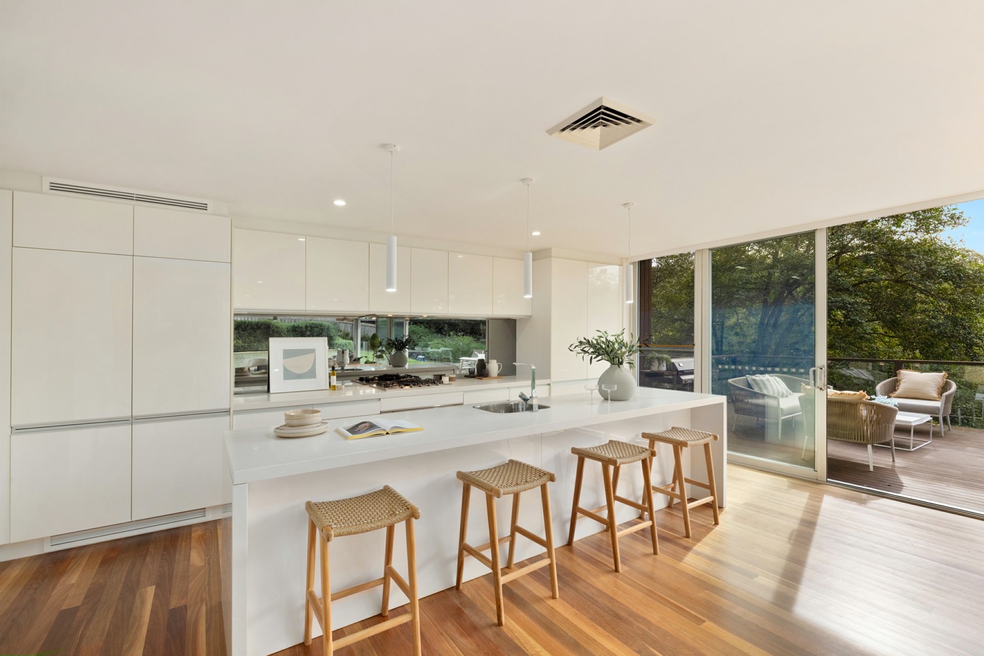 22 Whipbird Circuit, MONA VALE