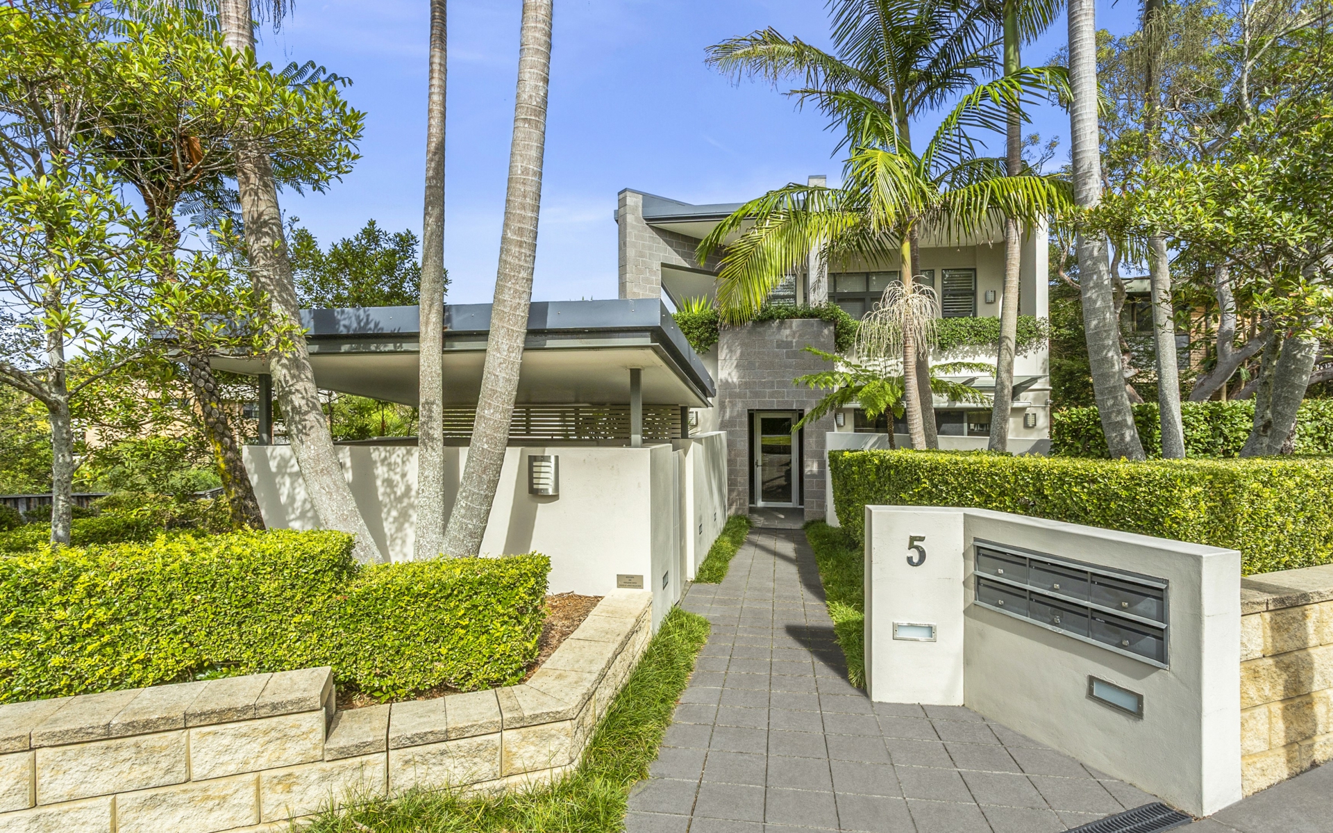 4/5 Central Road, AVALON BEACH