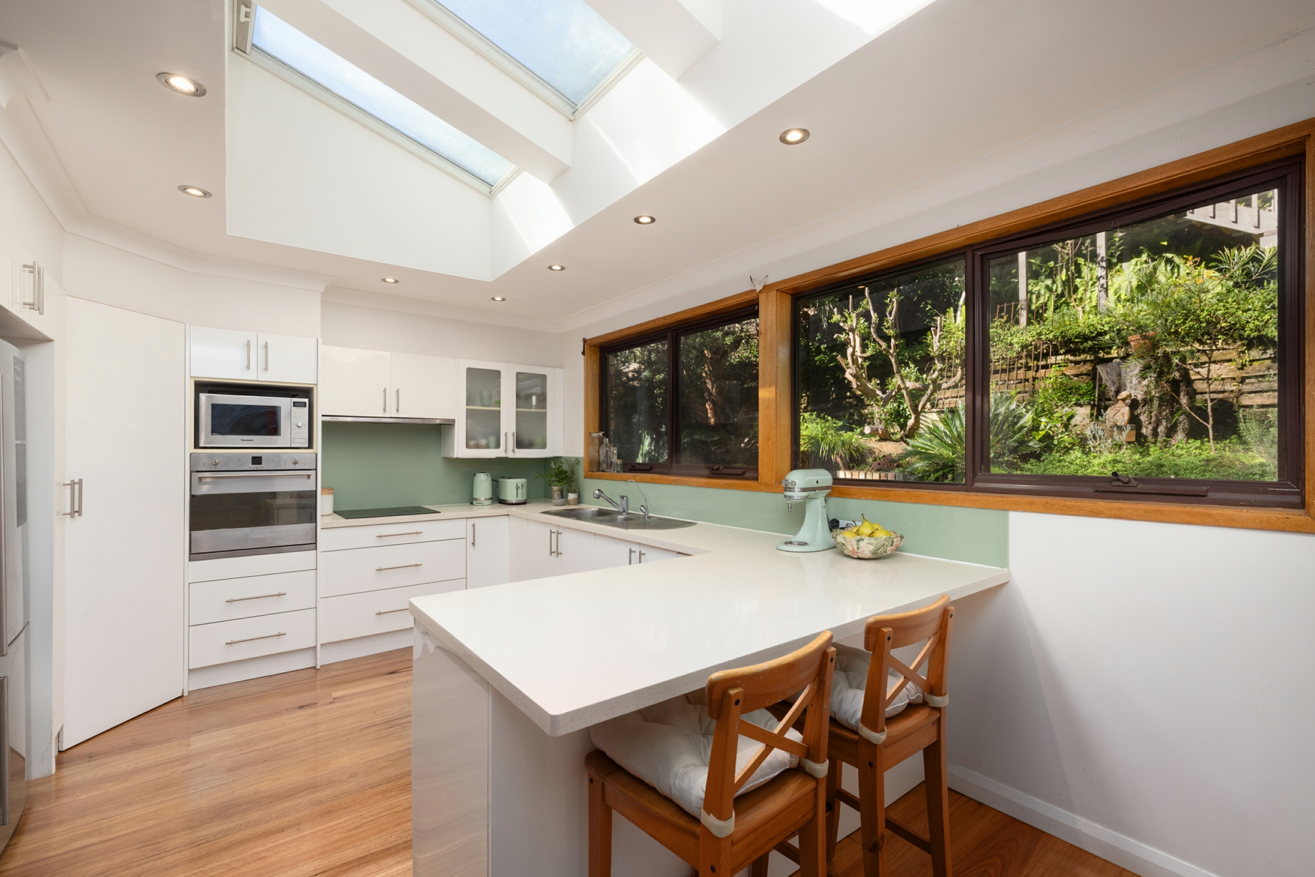 30 Loquat Valley Road — photo from LJ Hooker Mona Vale