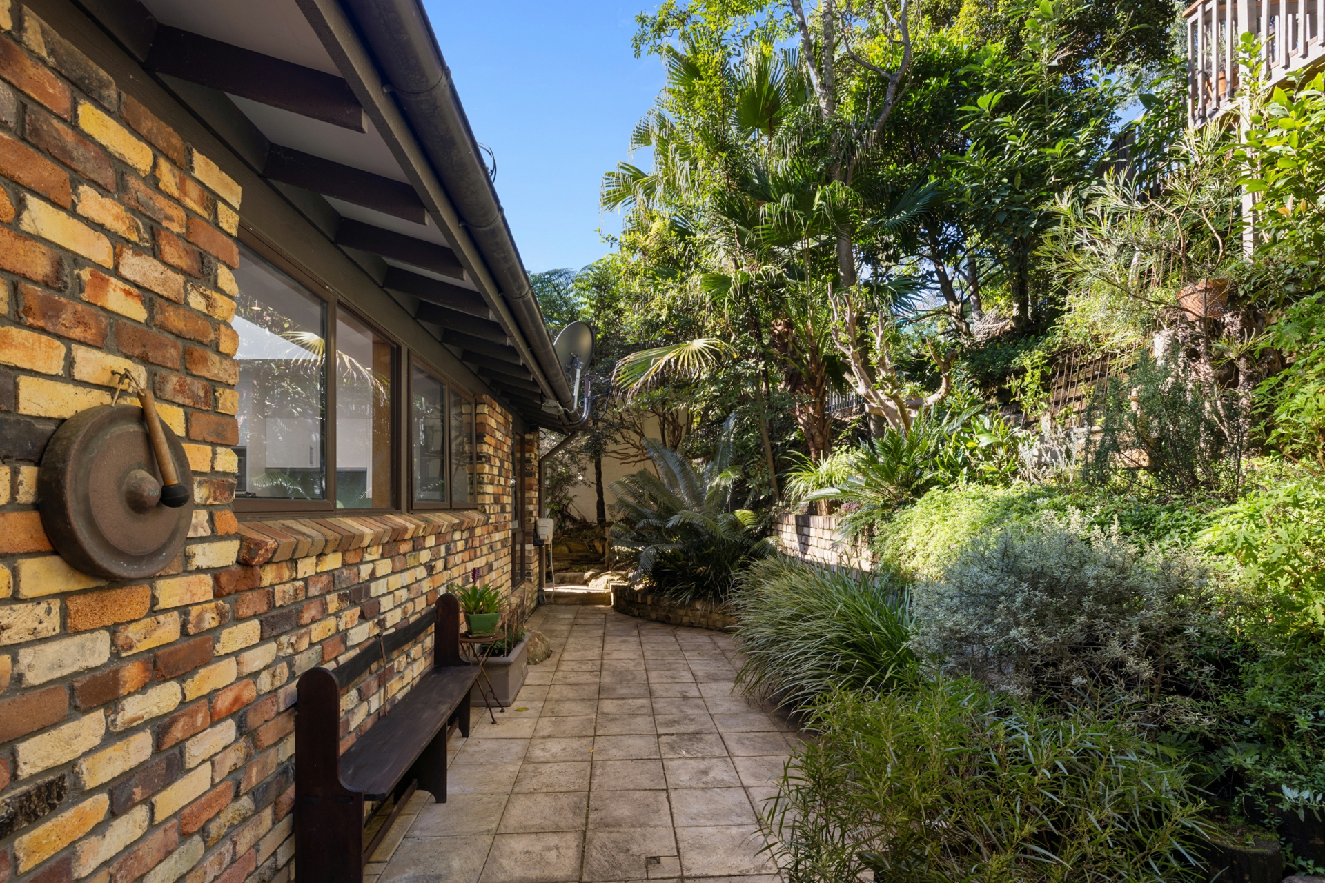 30 Loquat Valley Road — photo 4 of 18