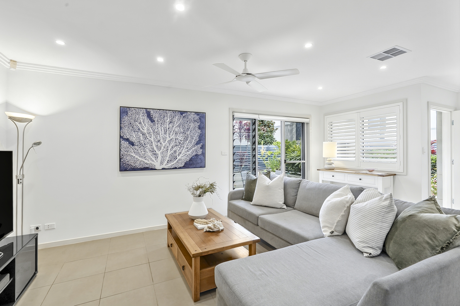 9/125 Darley Street West — photo 5 of 11