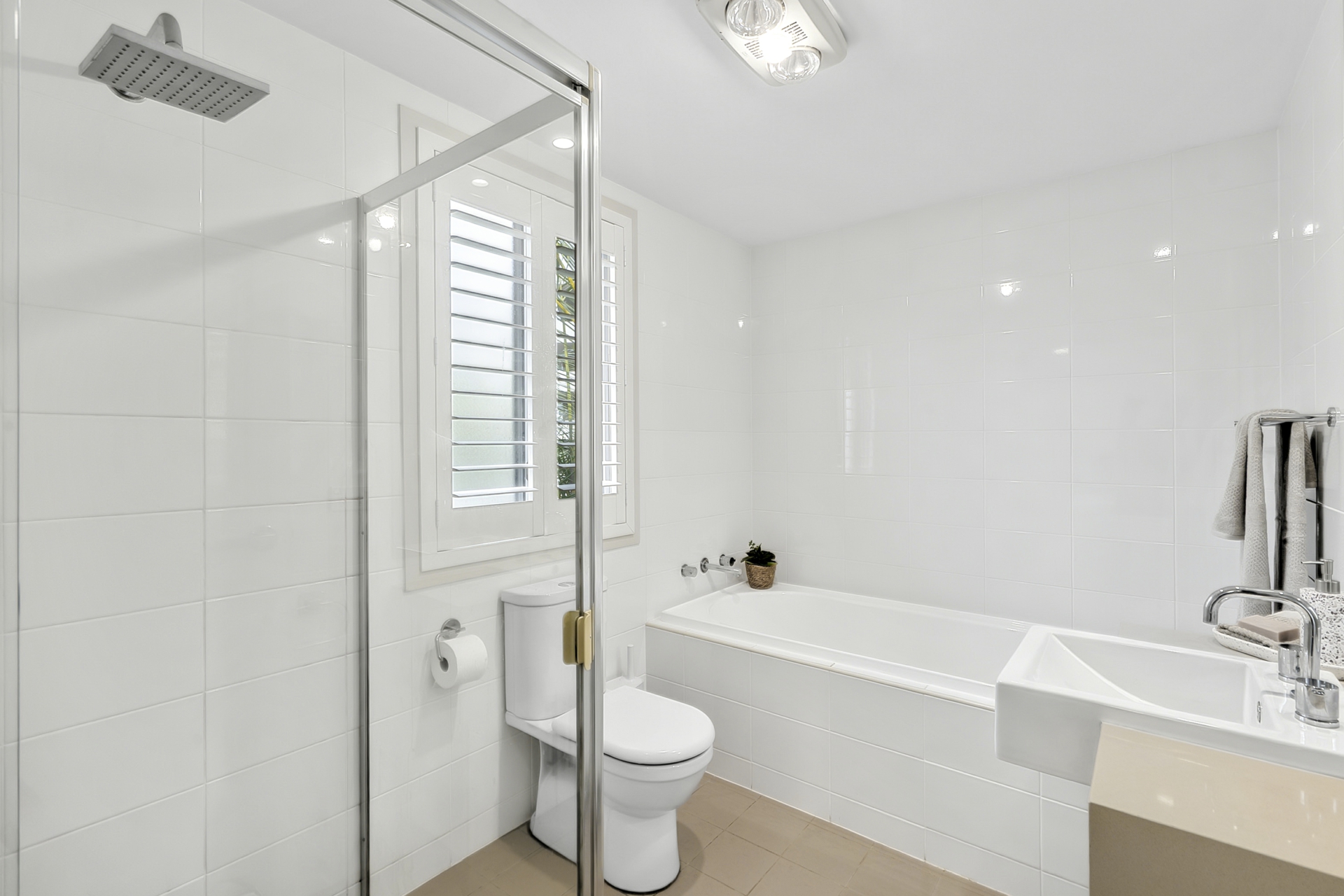9/125 Darley Street West — photo 7 of 11