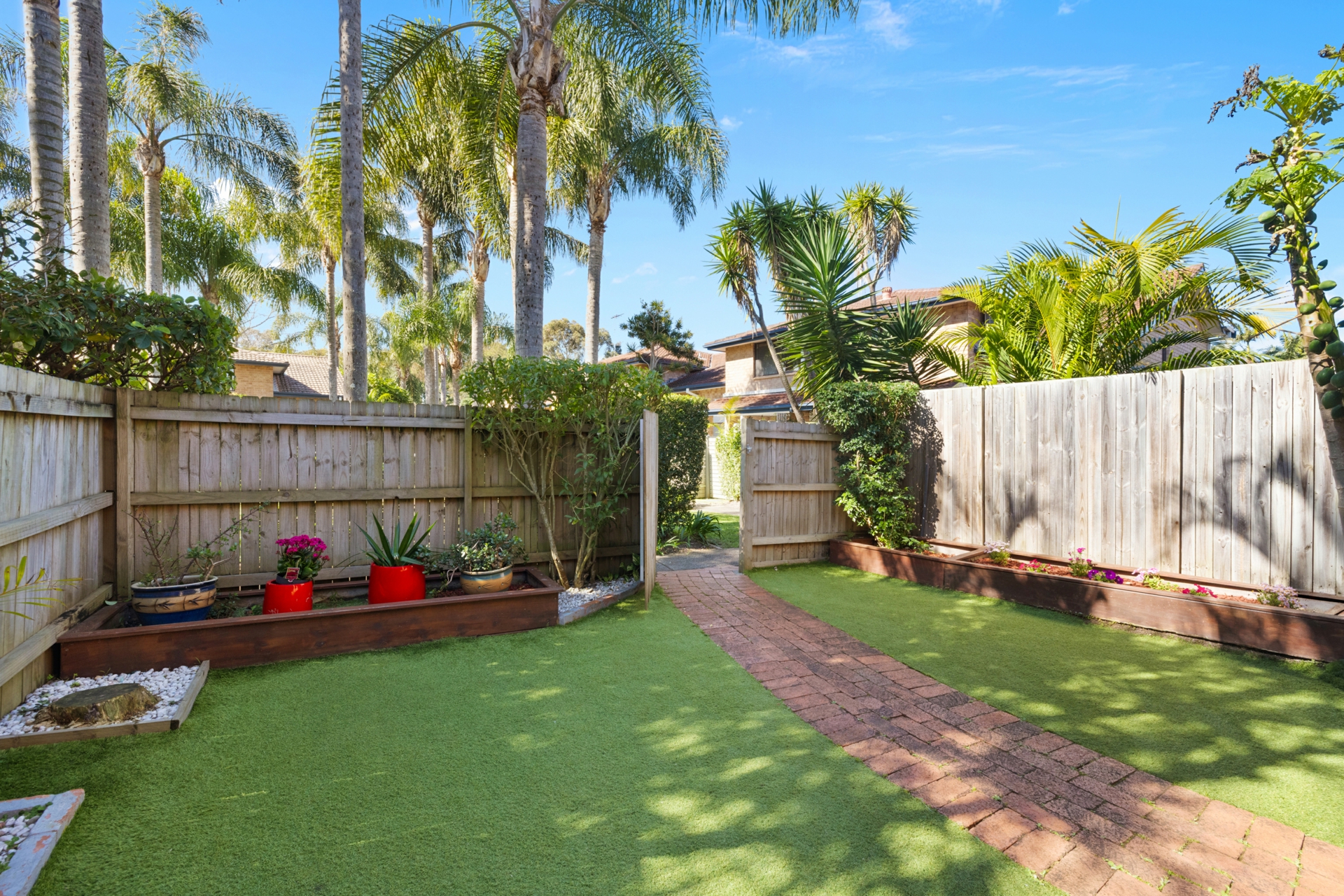 55/30 Macpherson Street — photo from LJ Hooker Mona Vale
