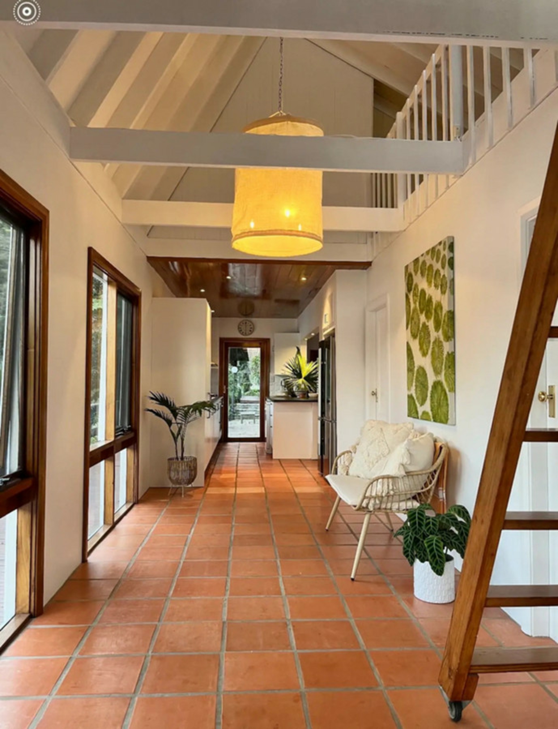8-10 Douglass Estate — photo 11 of 19