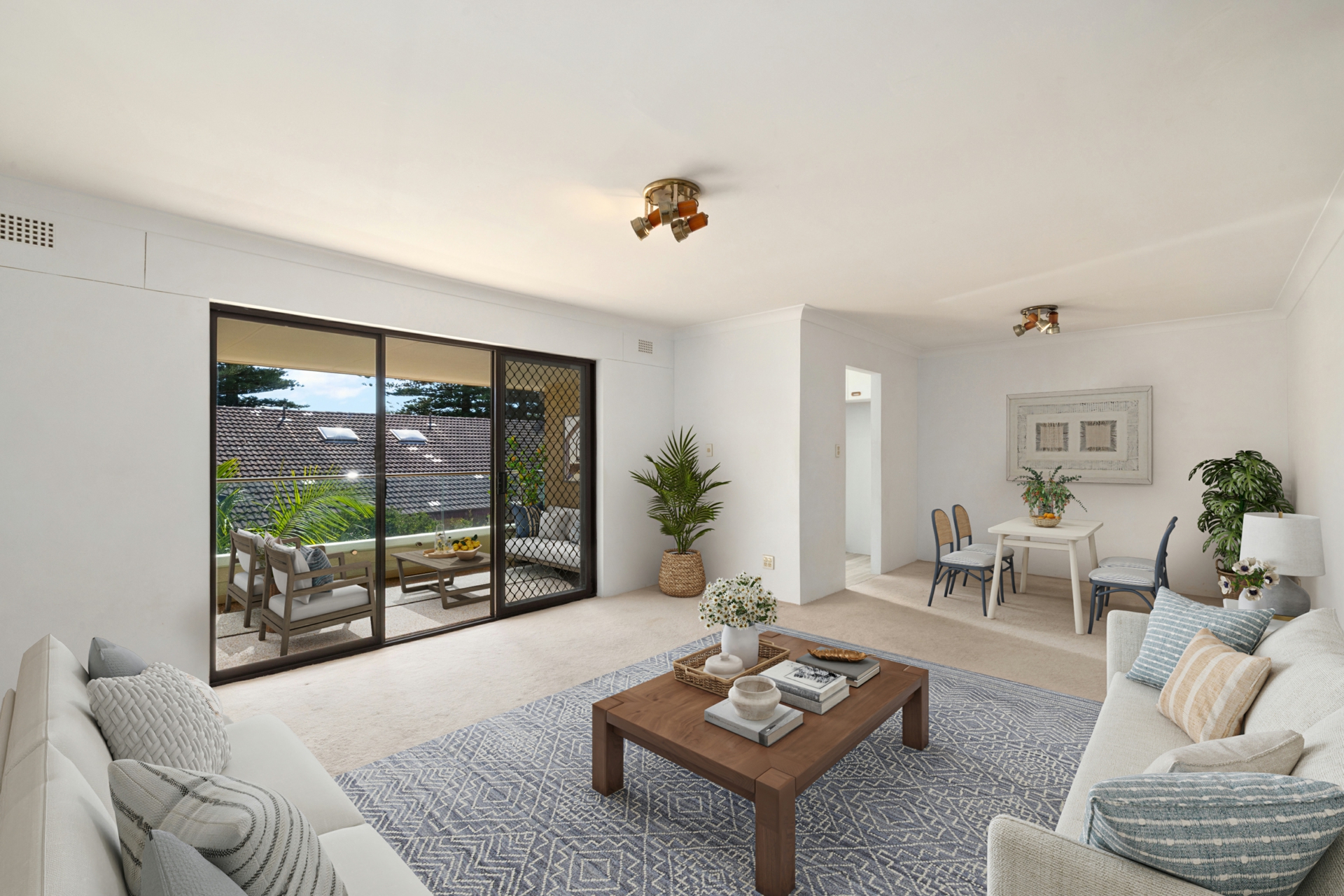 15/21 Seabeach Avenue — photo from LJ Hooker Mona Vale