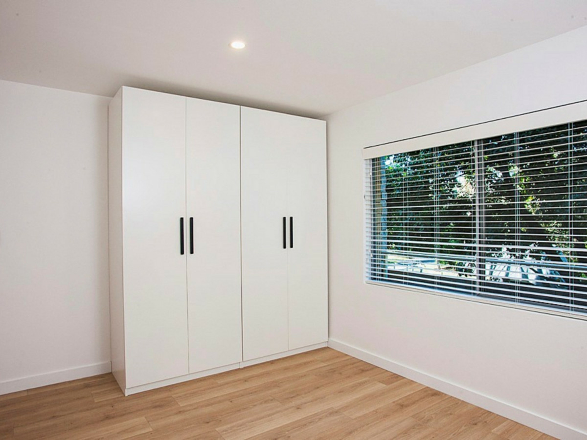 2/3 Bassett Street — photo 9 of 19