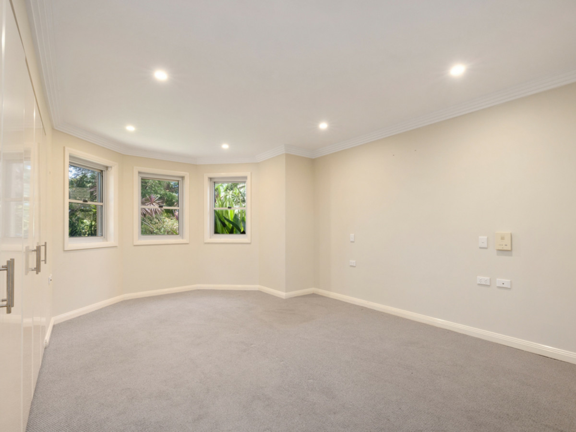 1/1819-1823 Pittwater Road — photo 10 of 12