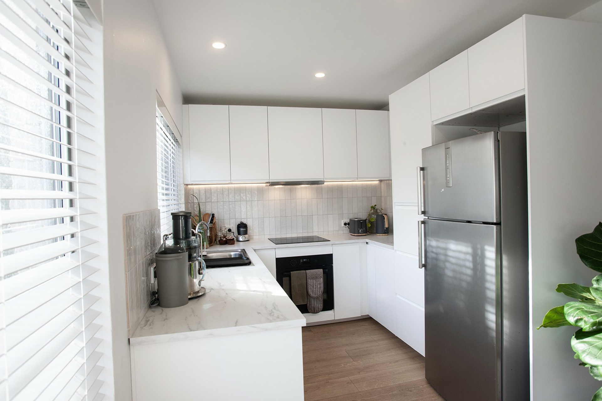 2/3 Bassett Street — photo 16 of 19