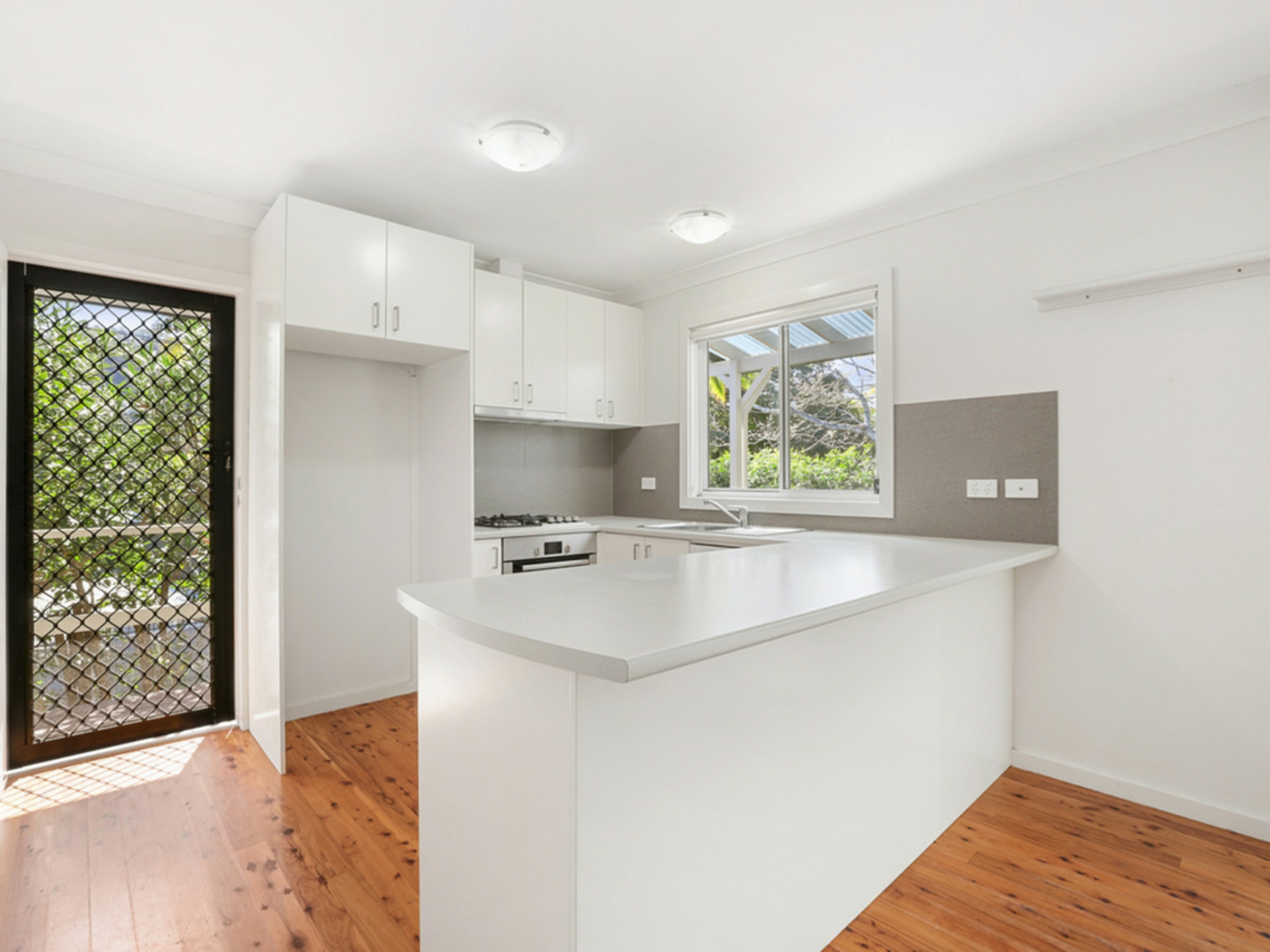7b Princes Street — photo 7 of 10
