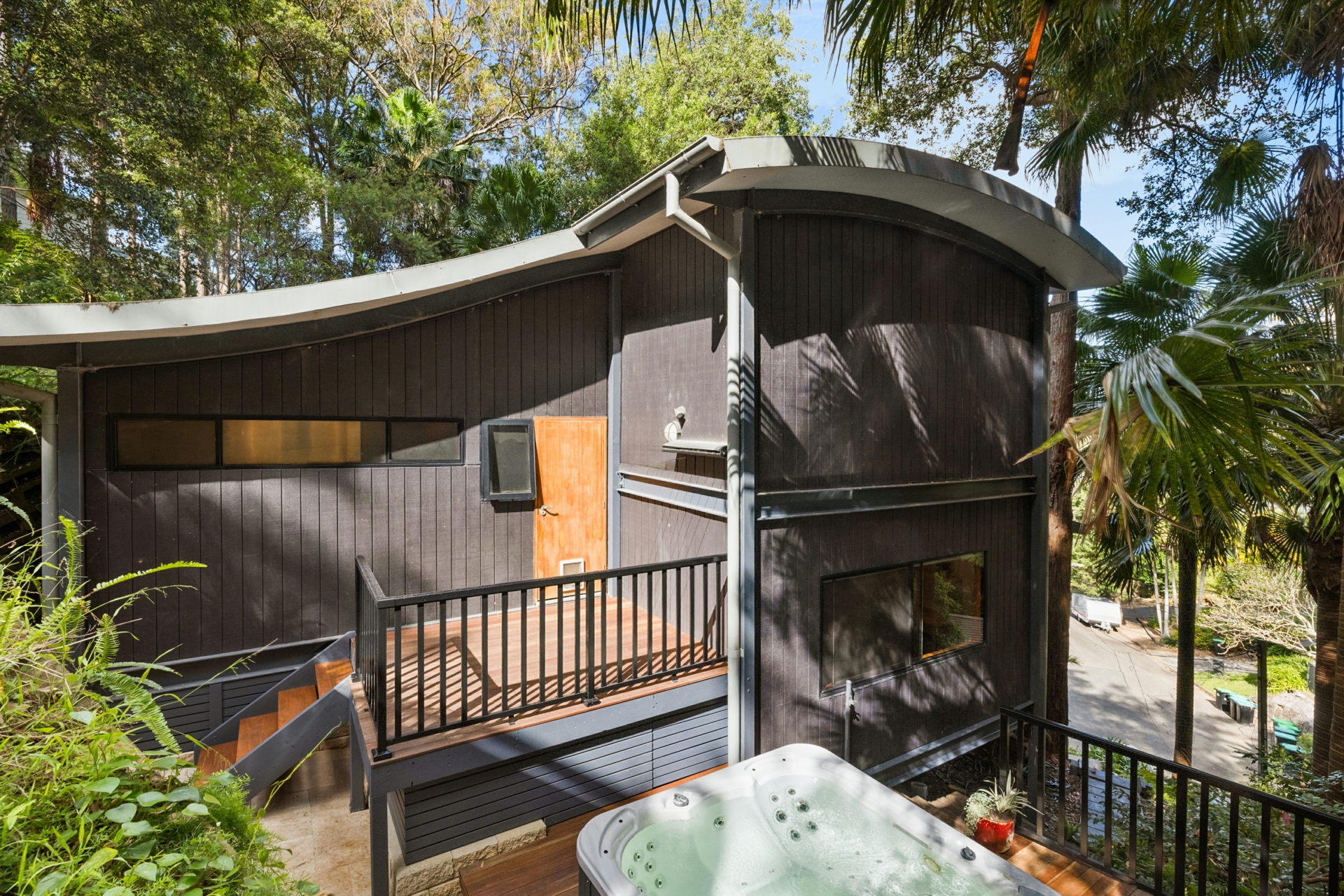 9 Valley Close — photo 18 of 21