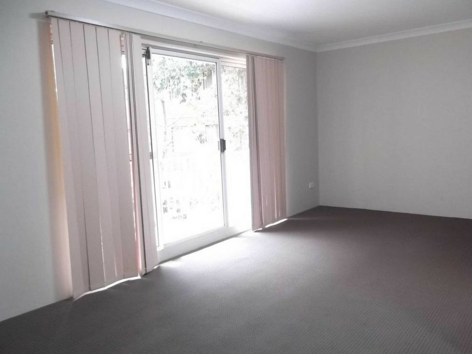 4/37 Memorial Avenue, MERRYLANDS