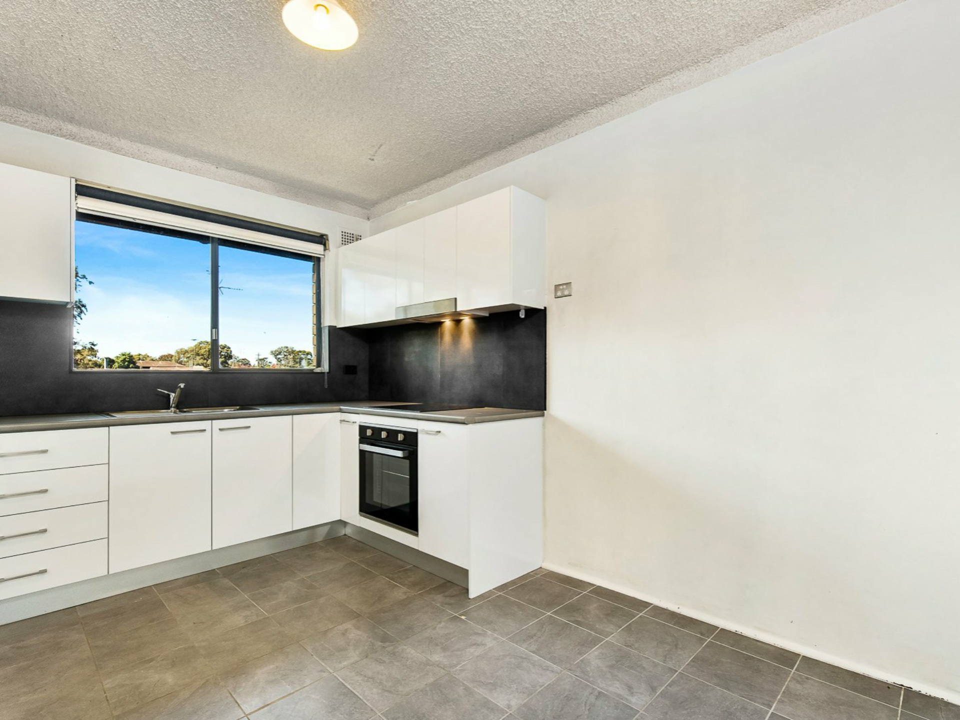 14/191 Derby Street, Penrith