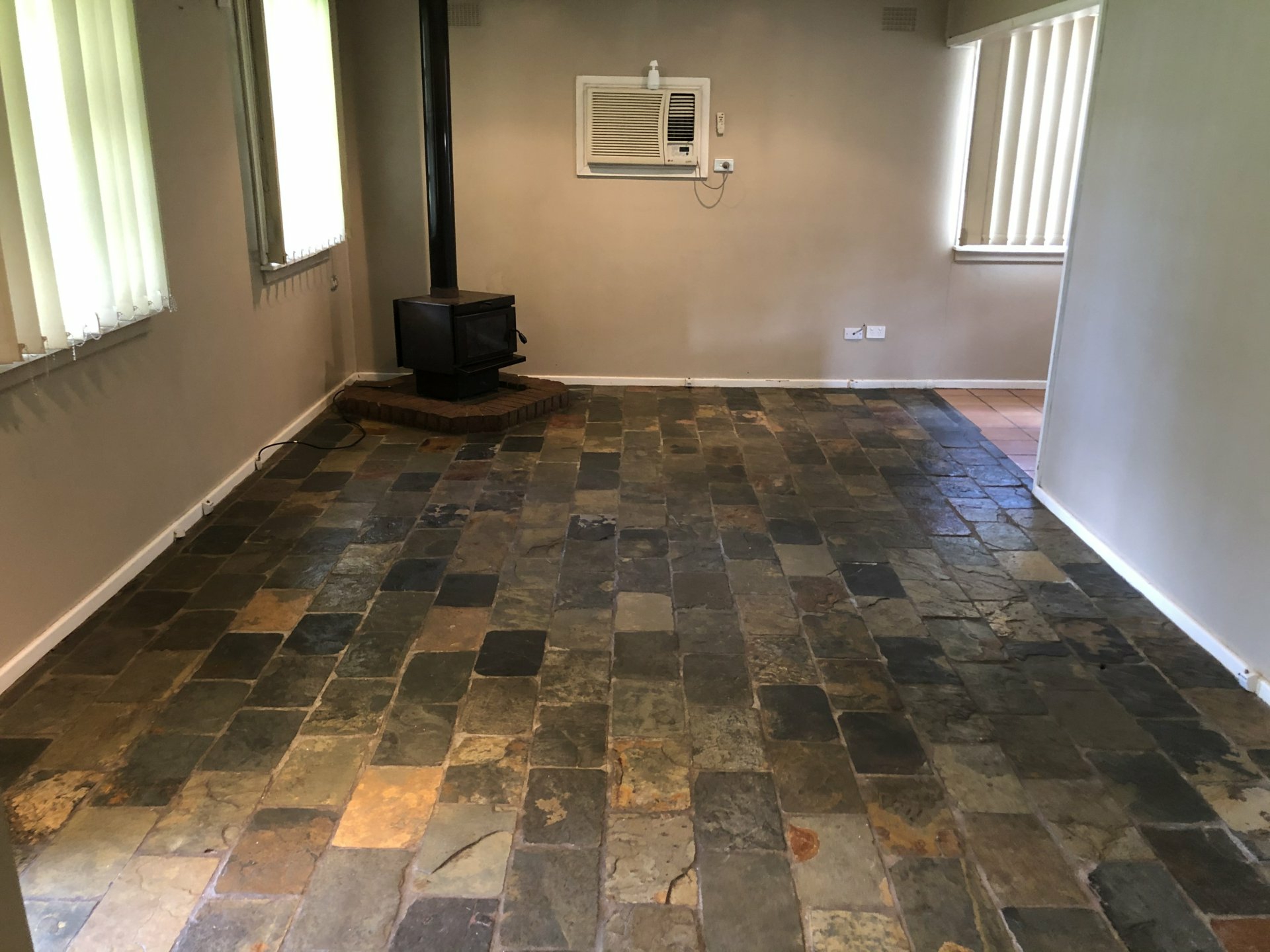 10 Nella Dan Avenue, TREGEAR