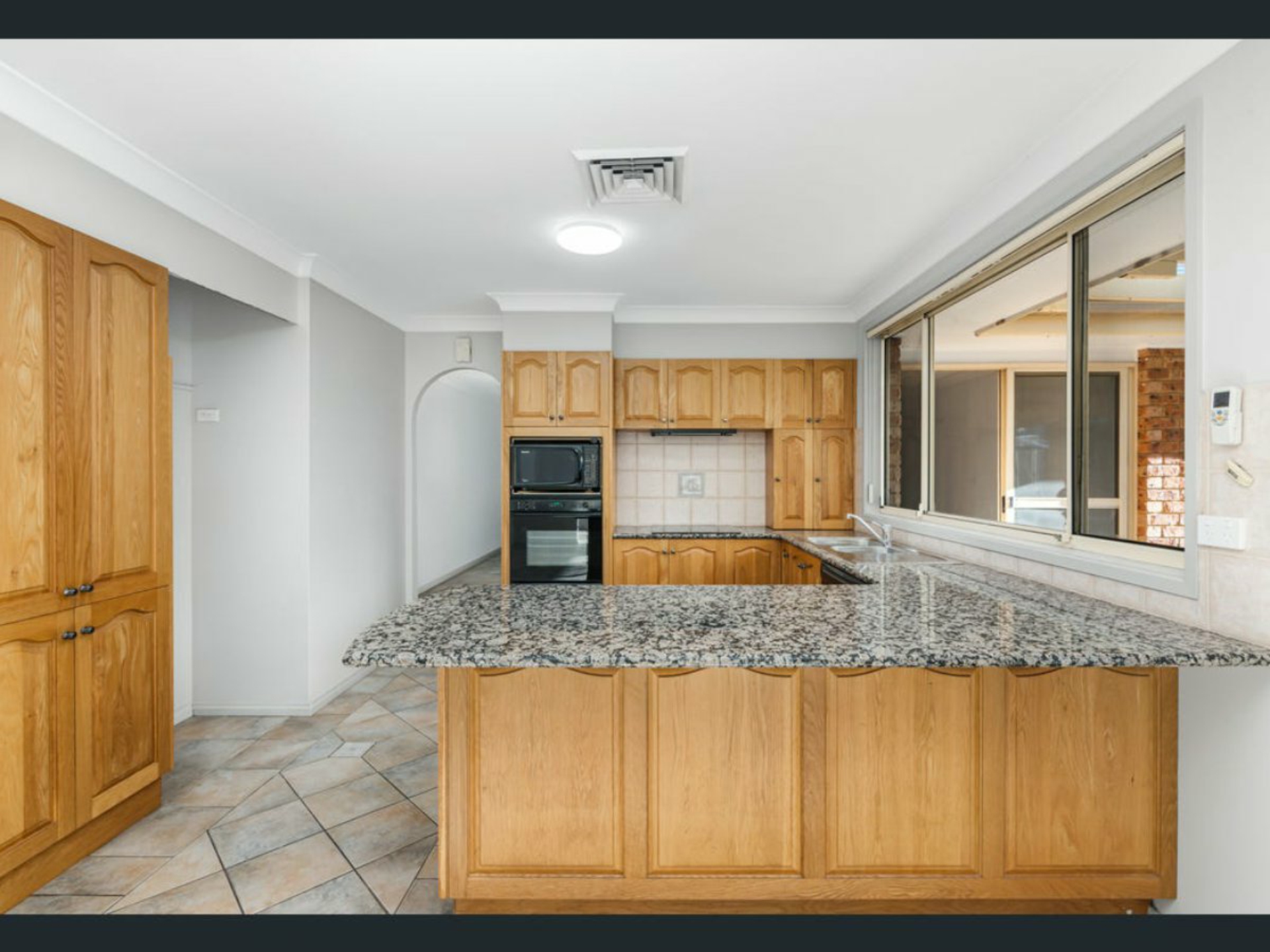 1B Leonay Parade, LEONAY