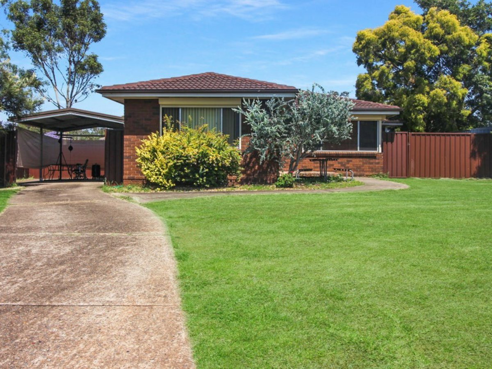 10 Peter Pan Glen, ST CLAIR