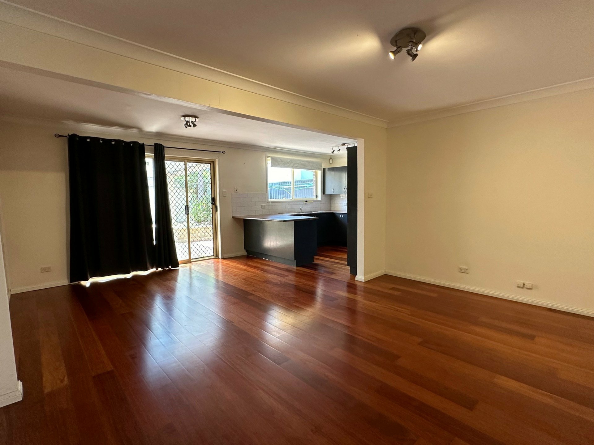 2/33 Lethbridge Street, PENRITH