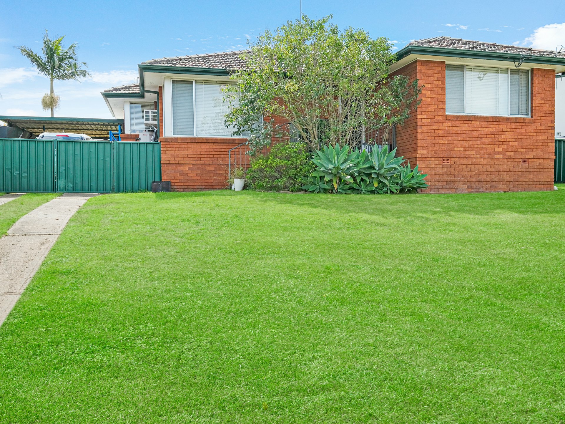 41 Hilliger Road — photo from LJ Hooker Penrith