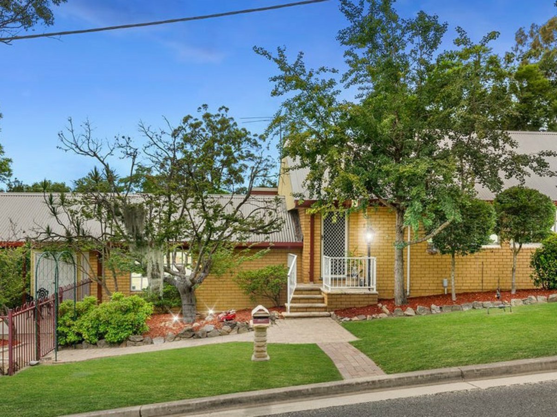 27 Knapsack Street, GLENBROOK