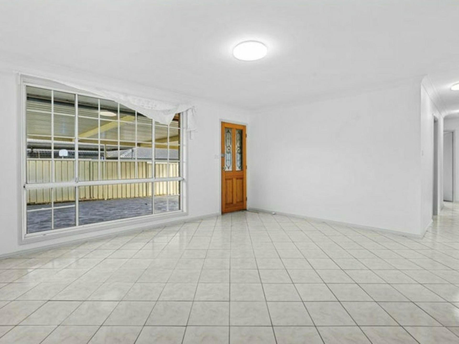 64 Cook Parade, ST CLAIR