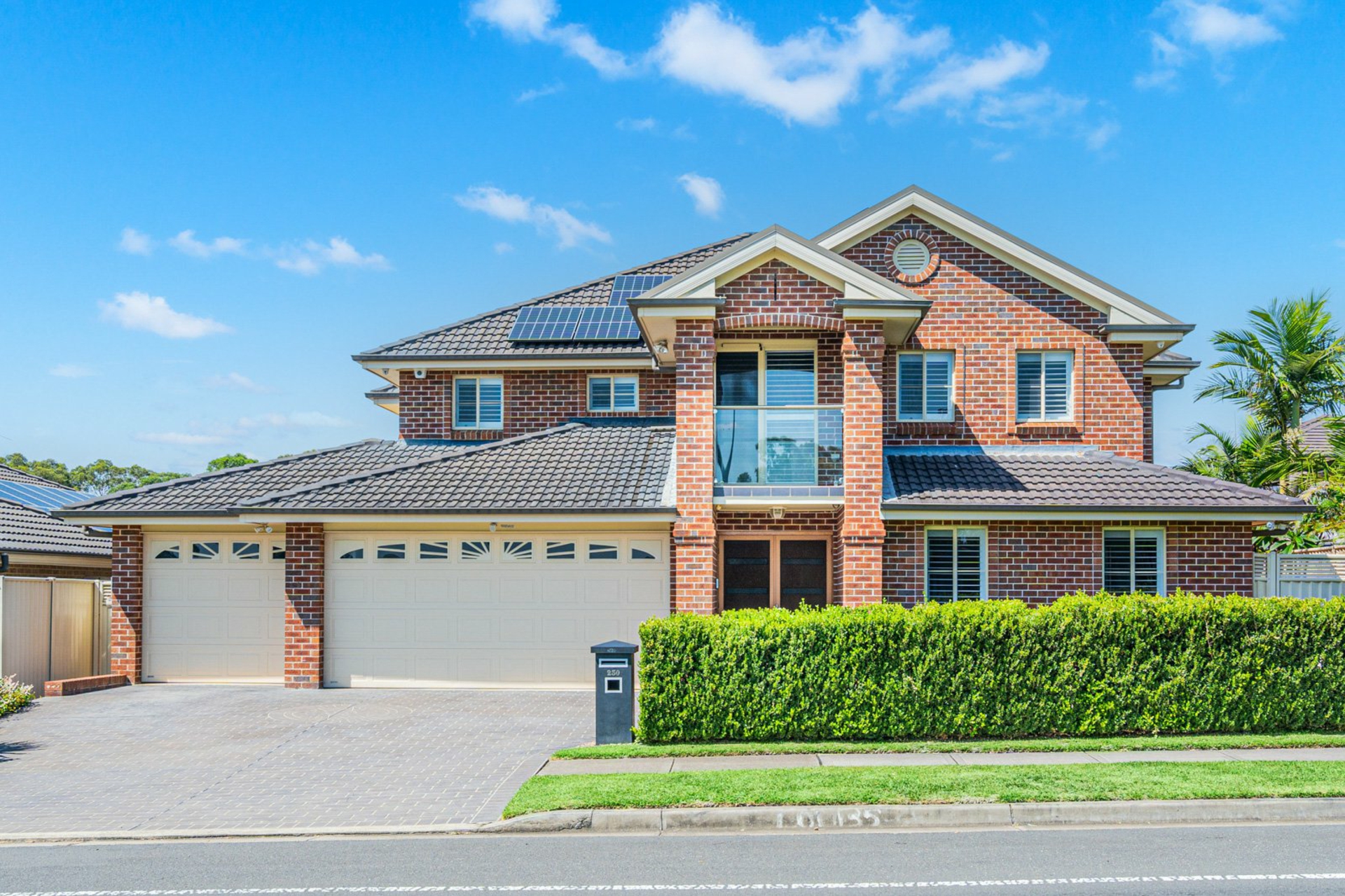 250 Caddens Road, CLAREMONT MEADOWS