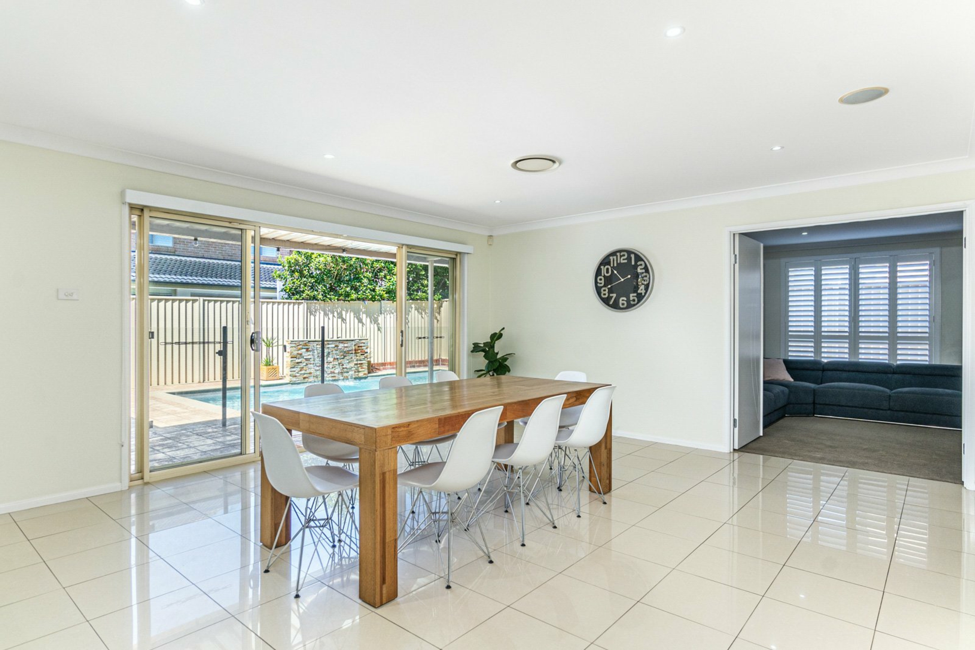 250 Caddens Road, CLAREMONT MEADOWS