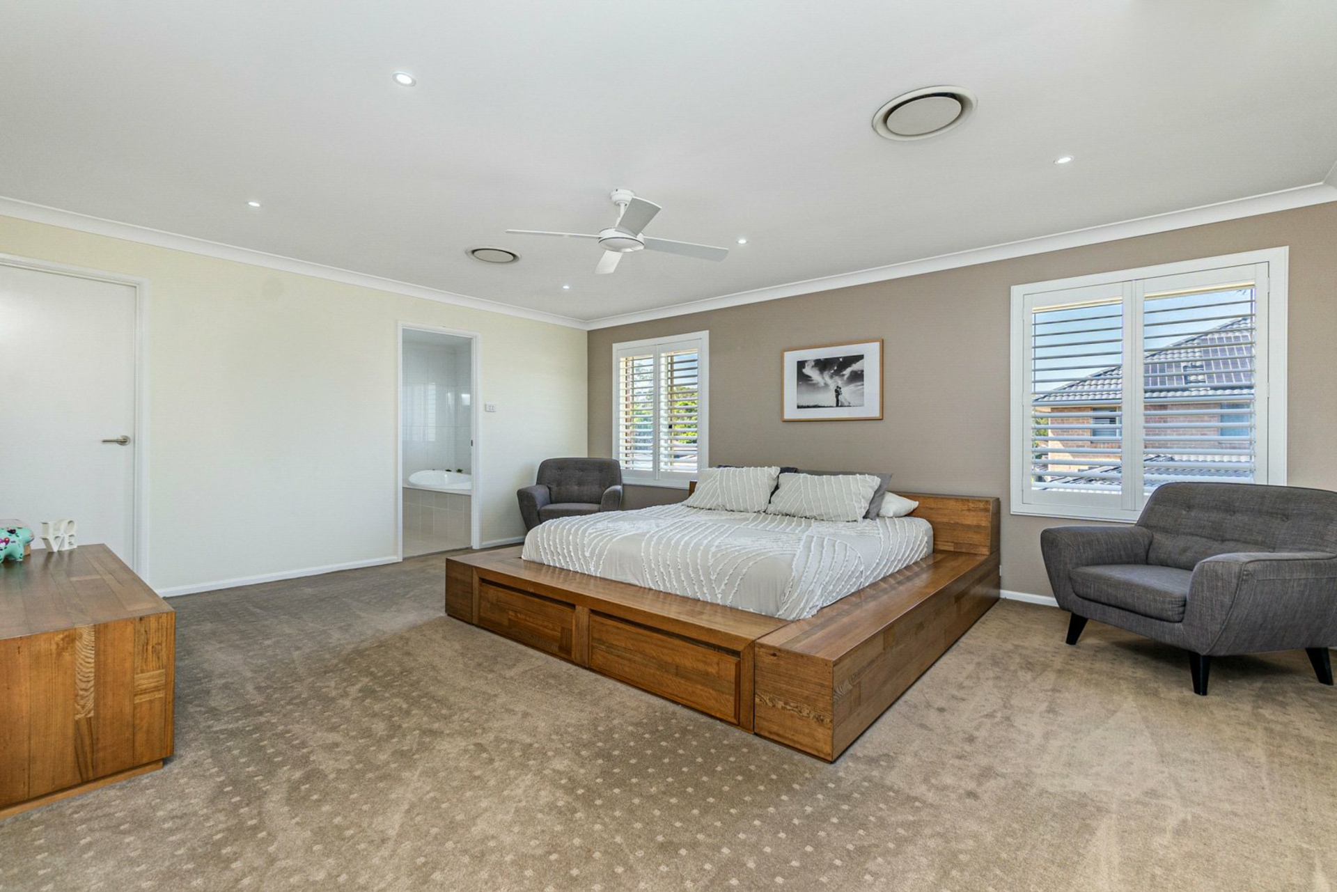 250 Caddens Road, CLAREMONT MEADOWS