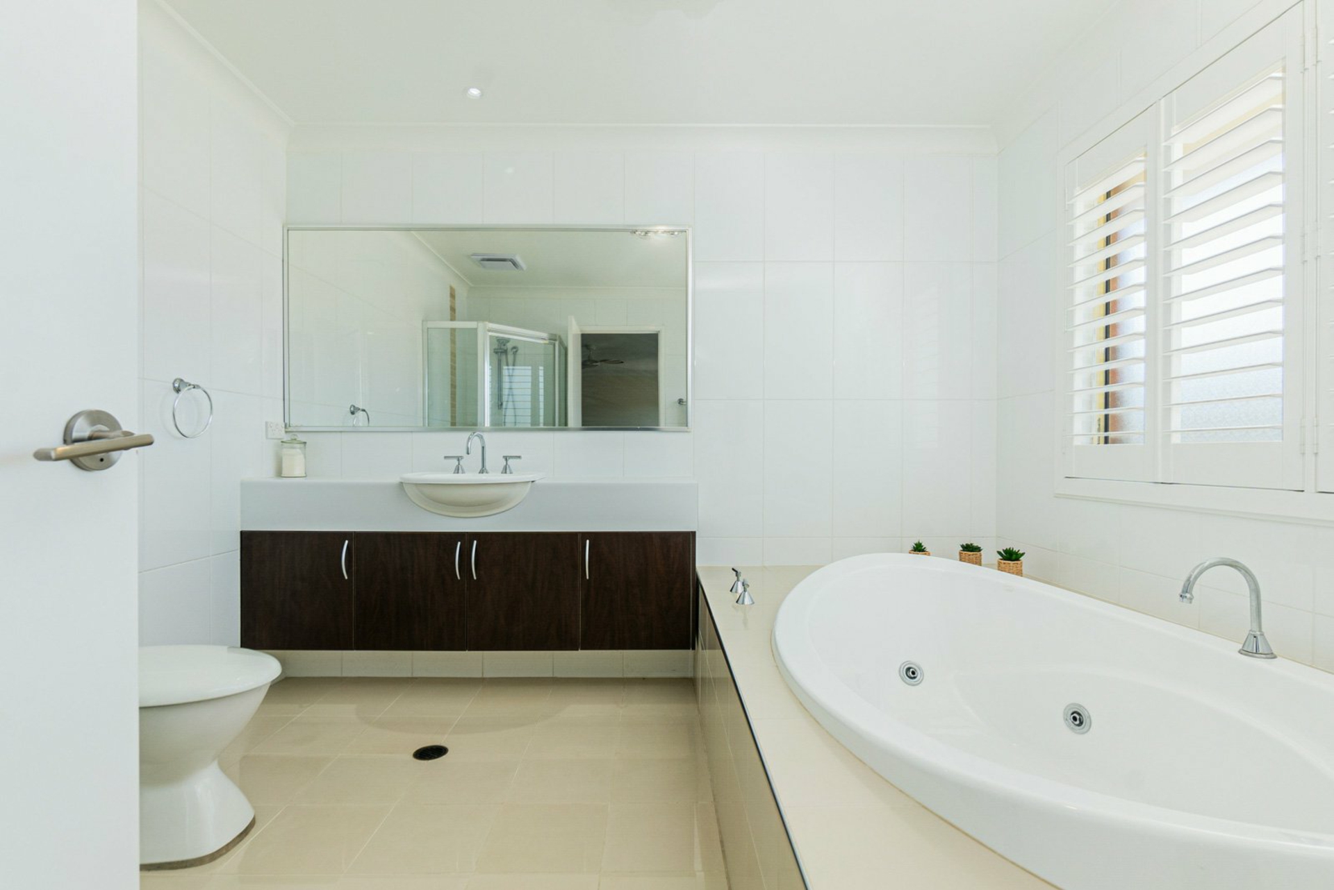 250 Caddens Road, CLAREMONT MEADOWS