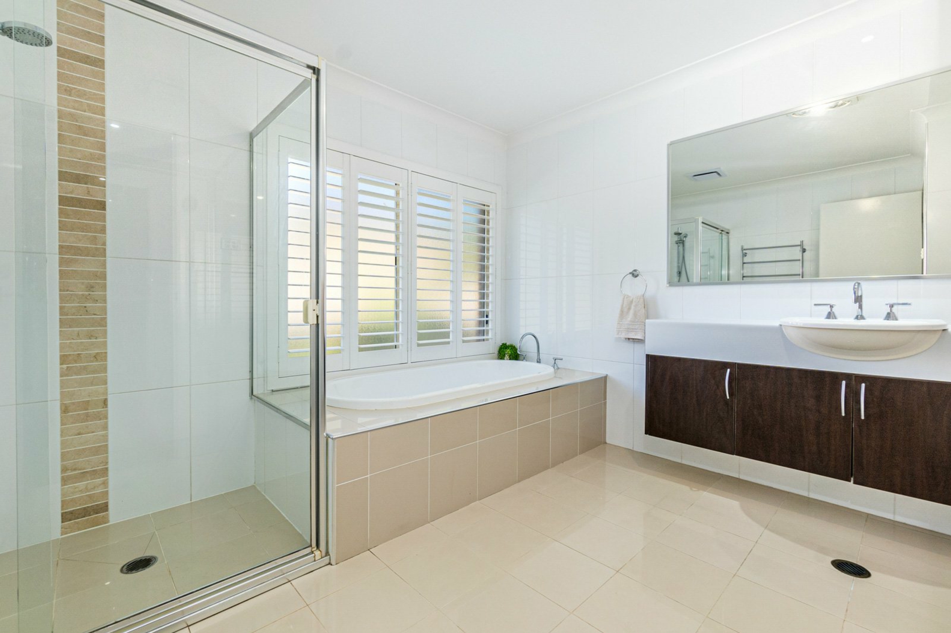 250 Caddens Road, CLAREMONT MEADOWS