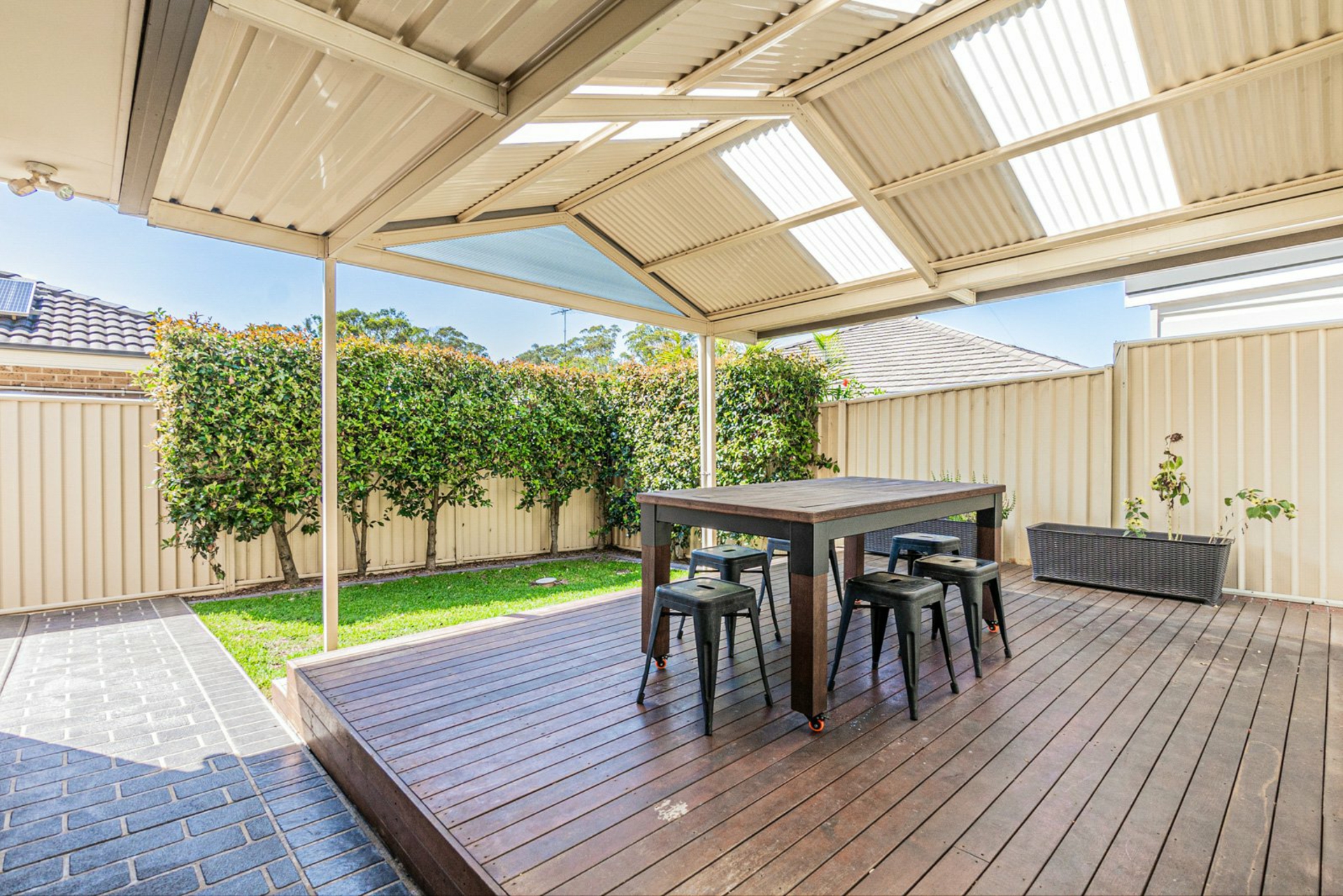 250 Caddens Road, CLAREMONT MEADOWS