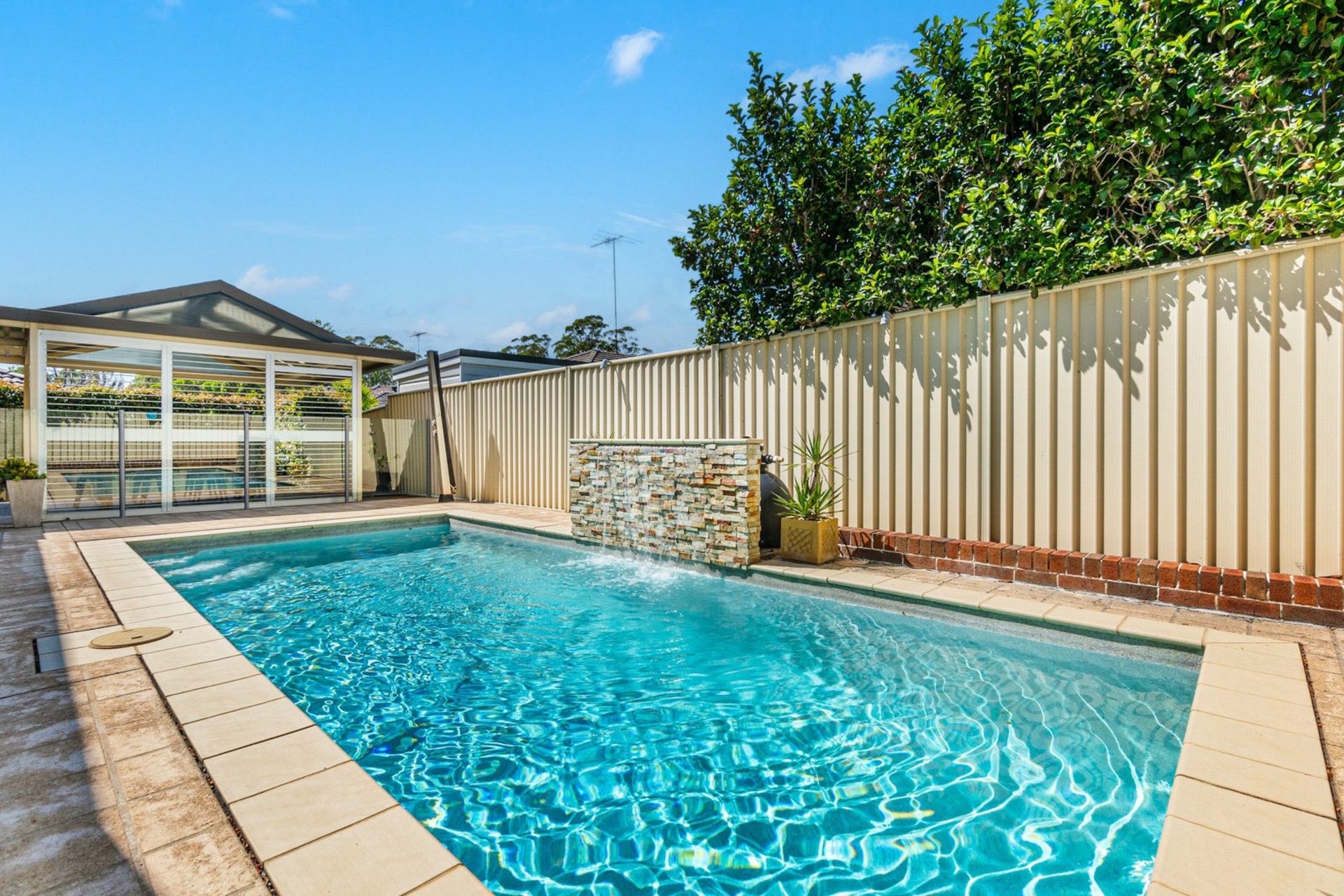 250 Caddens Road, CLAREMONT MEADOWS