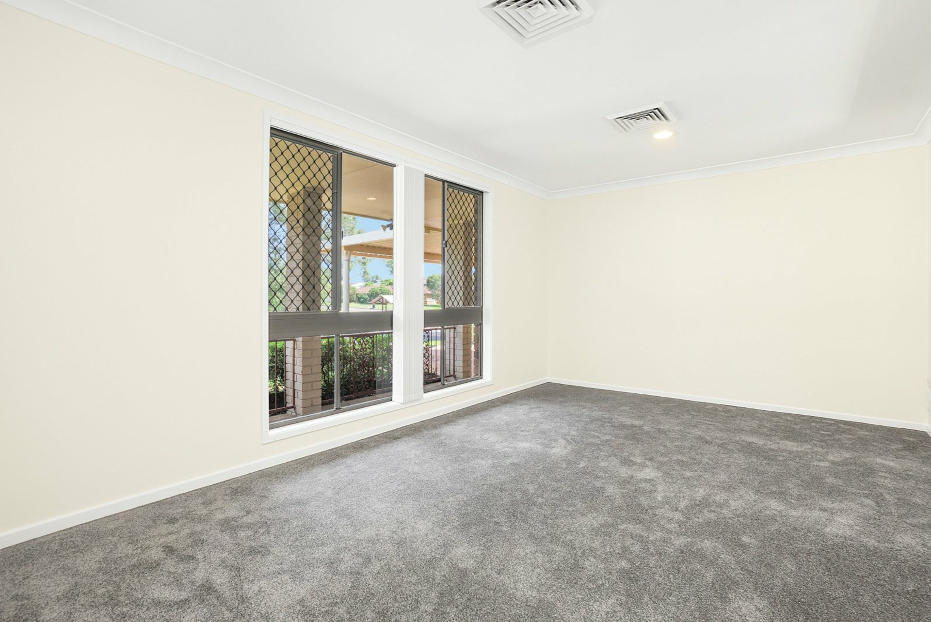 4 Casuarina Circuit, KINGSWOOD