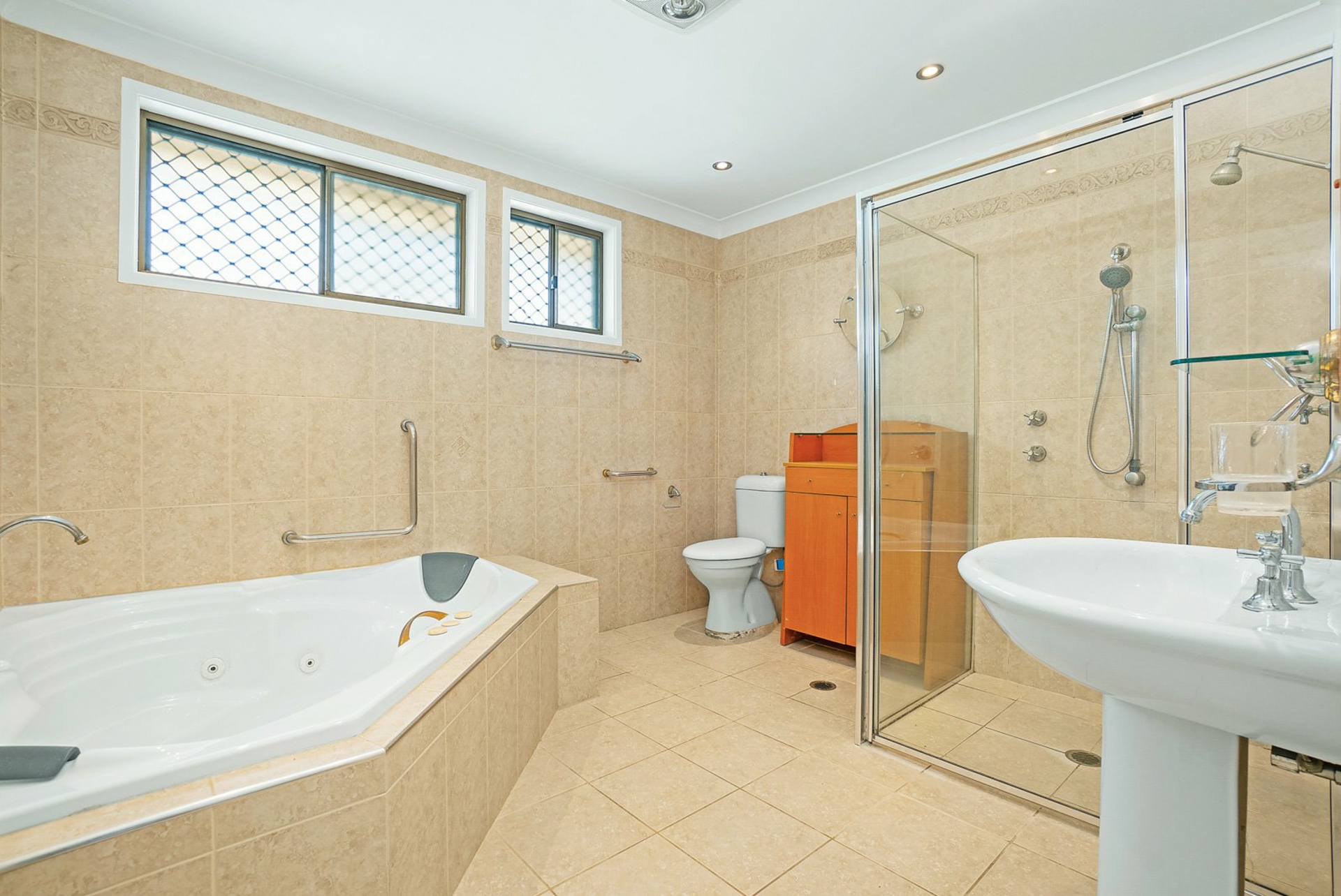 4 Casuarina Circuit, KINGSWOOD