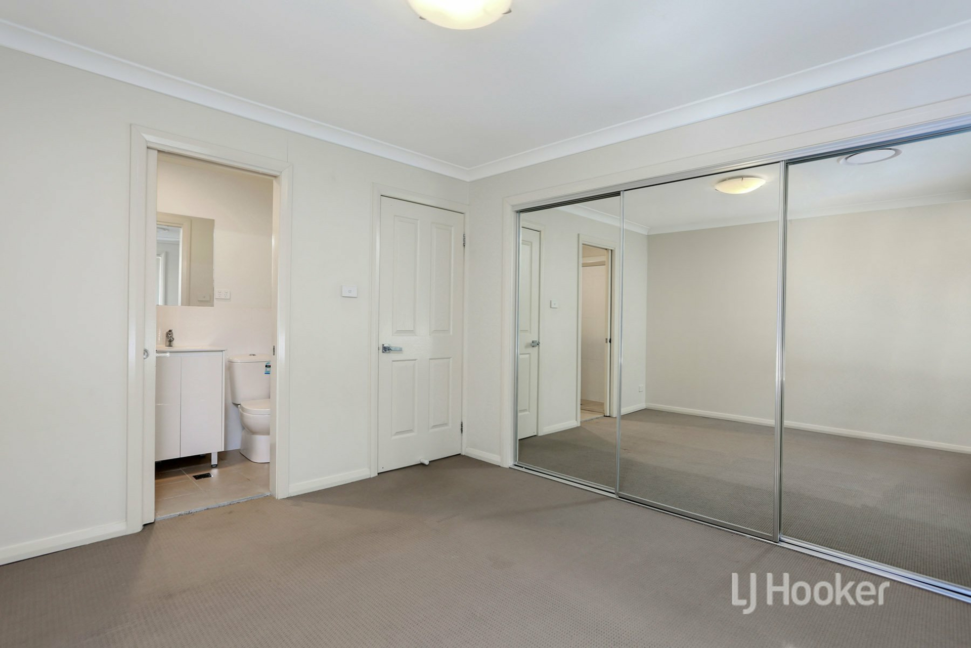 2/92 Great Western Highway, KINGSWOOD