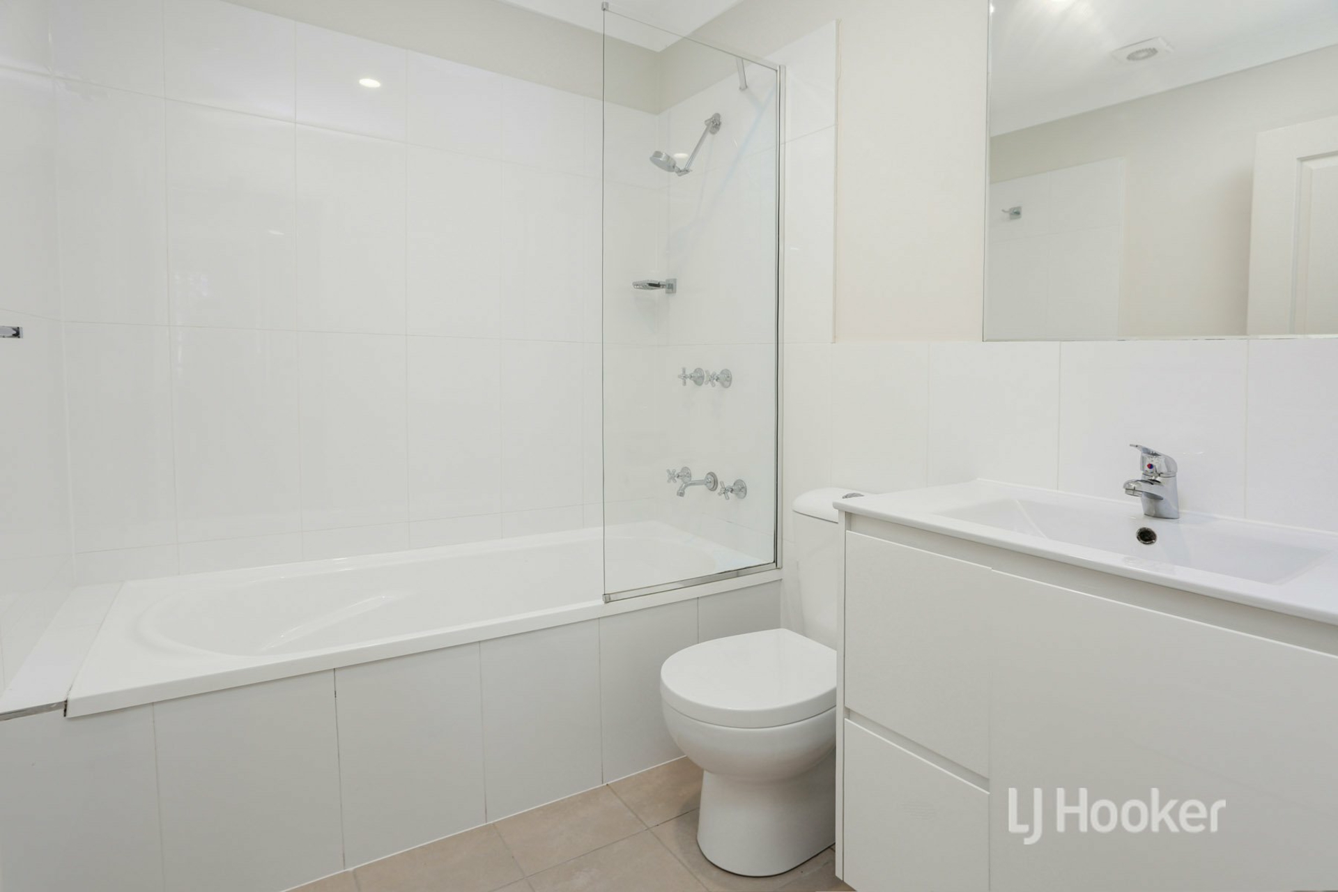 2/92 Great Western Highway, KINGSWOOD