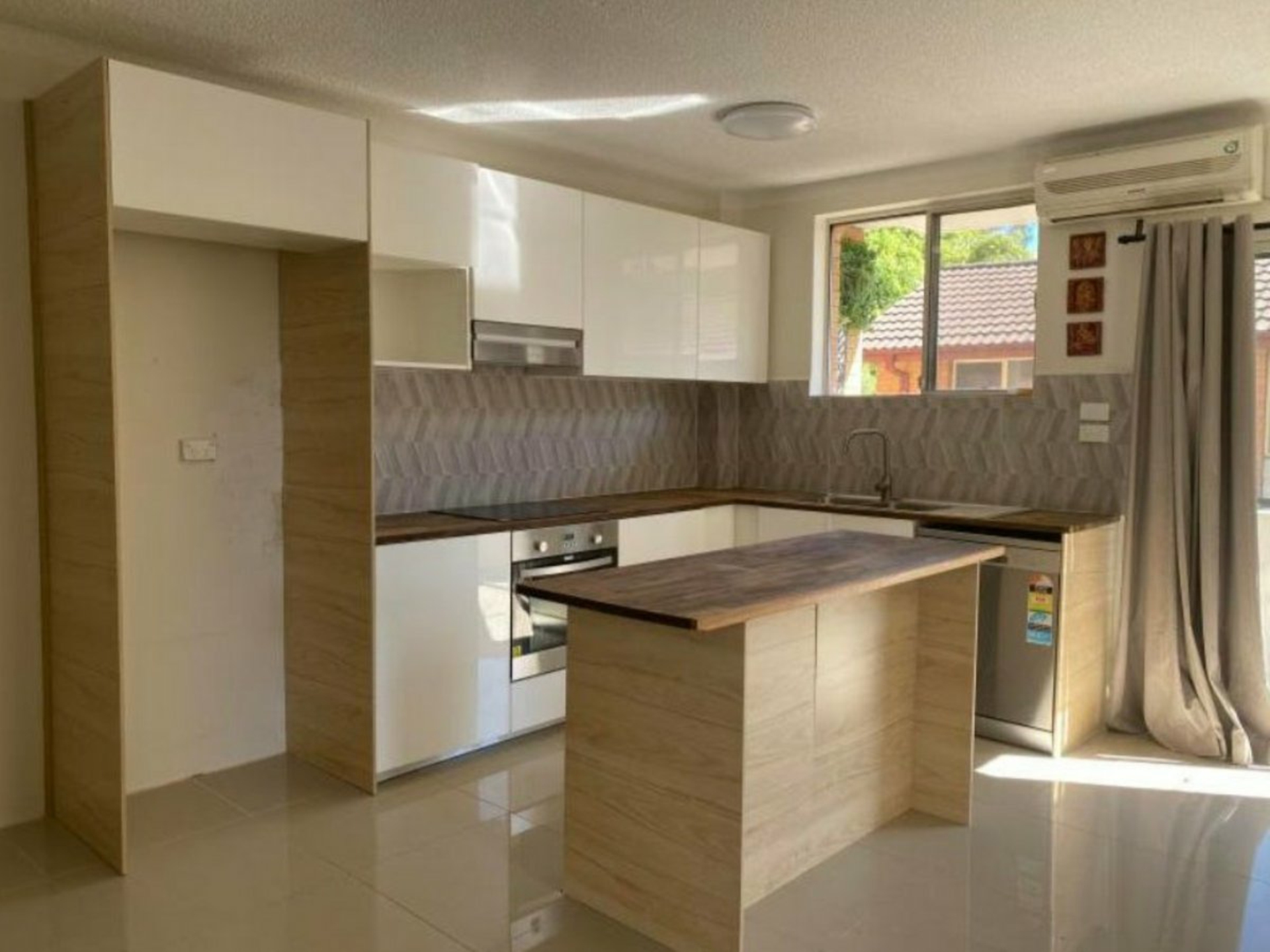 4/15 First Street, KINGSWOOD