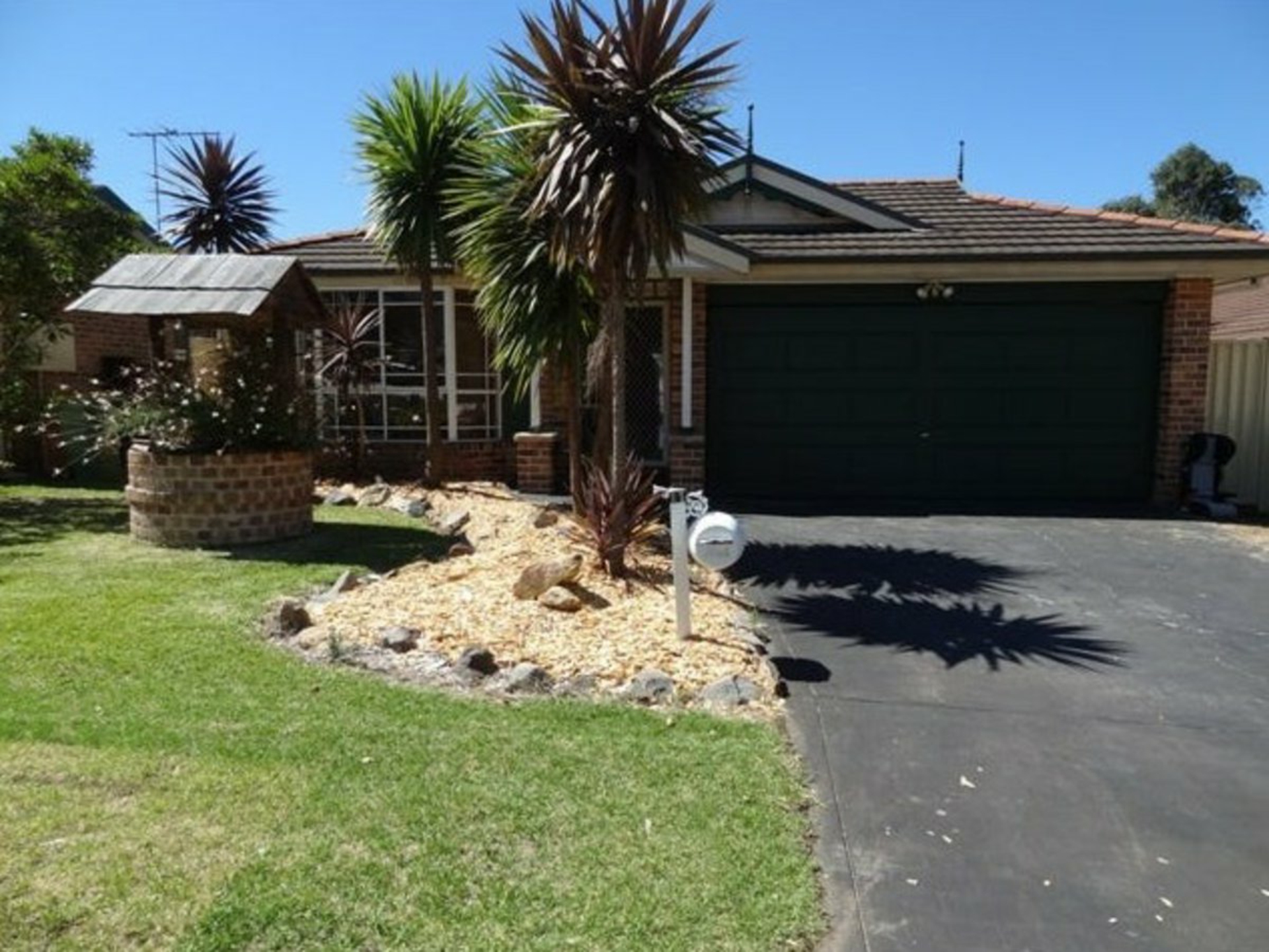 11 Corvus Close Glenmore Park NSW
