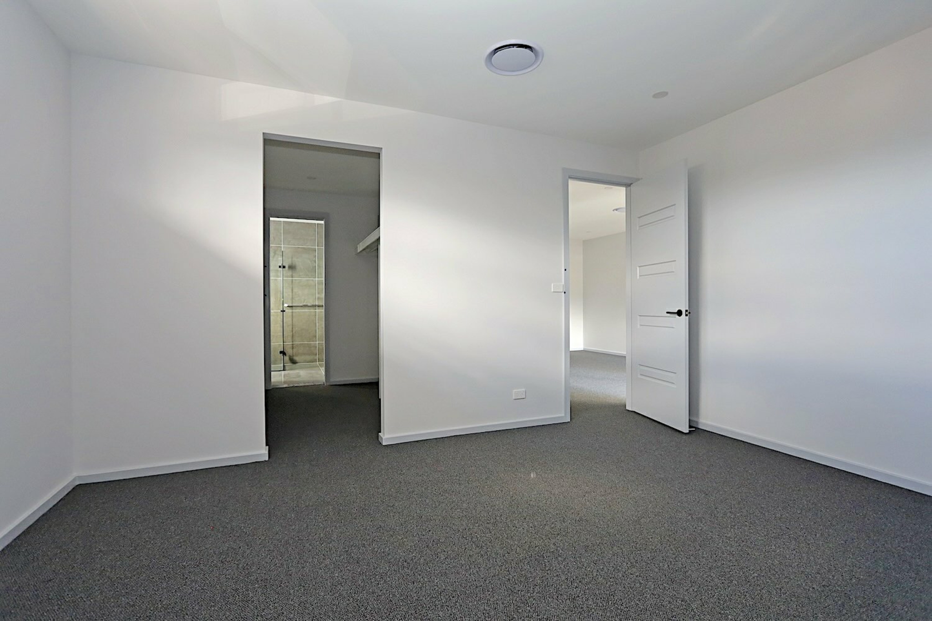 1/82 Doonmore Street — photo 9 of 11