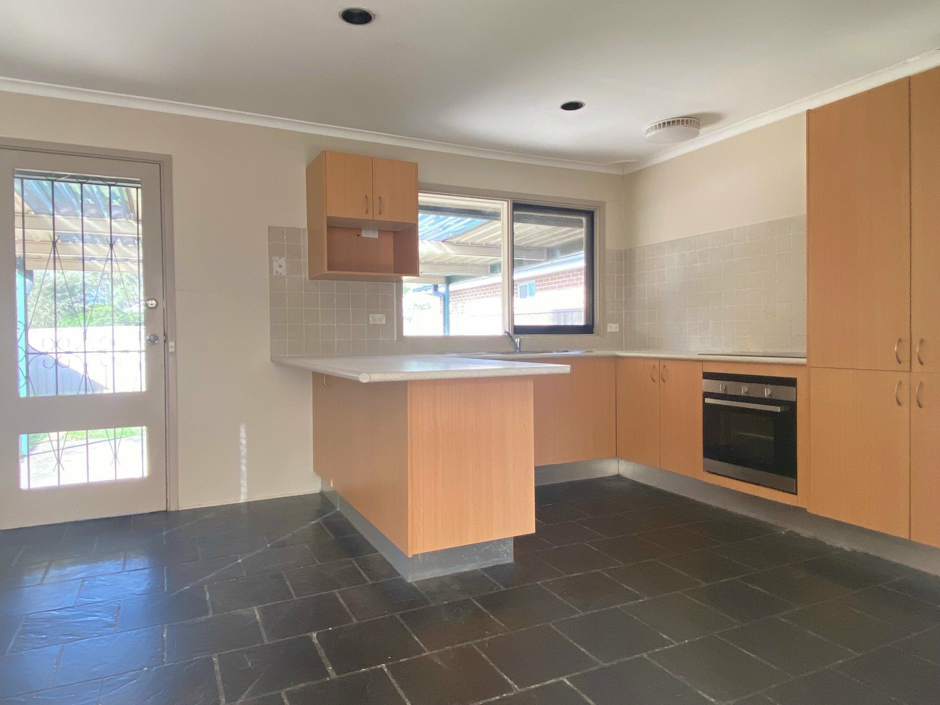 70 York Road — photo 5 of 5