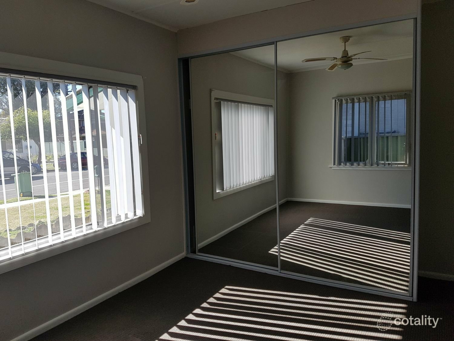 10 Derby Street — photo 4 of 6