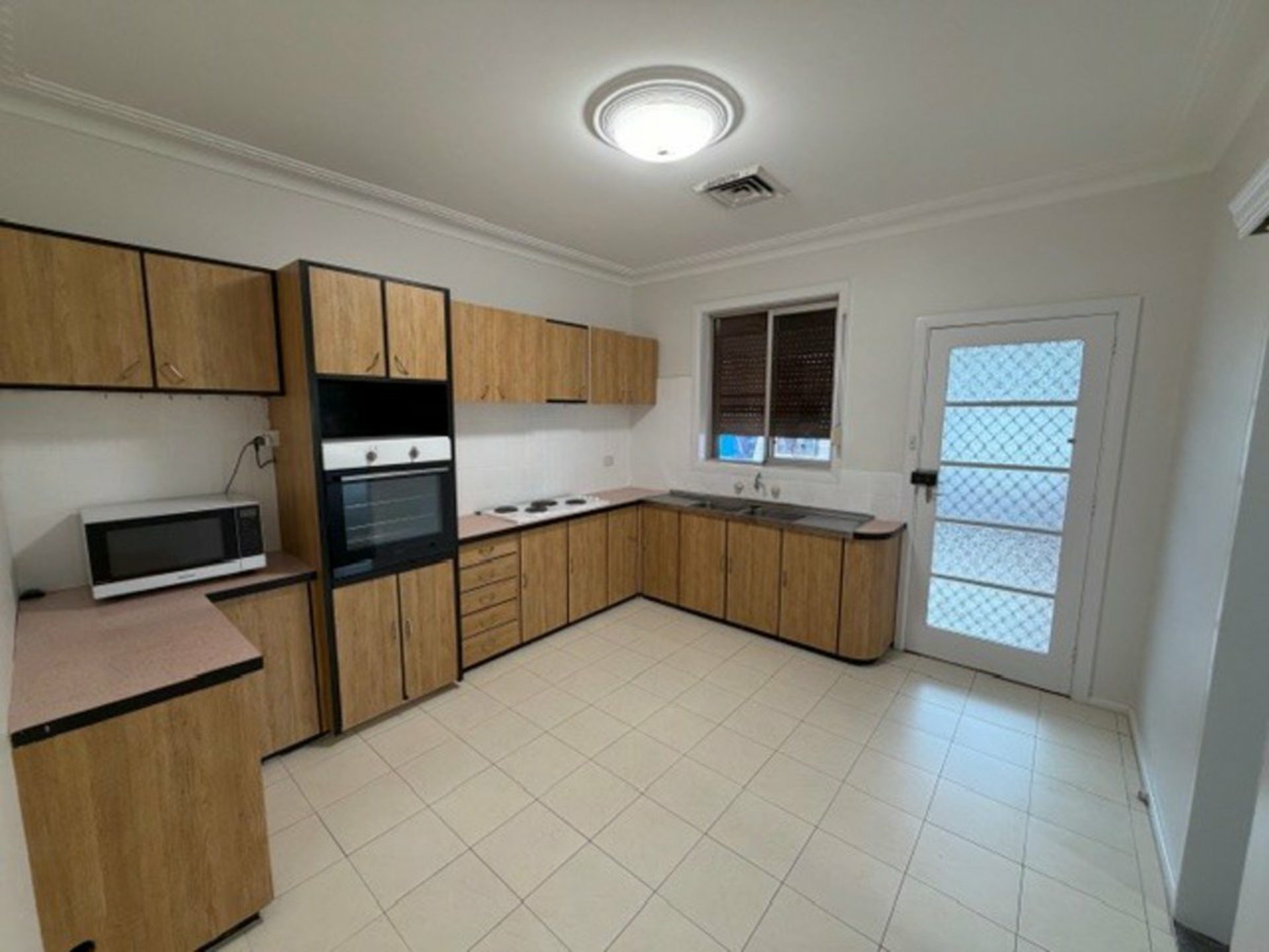 4 Rodgers Street — photo 4 of 11