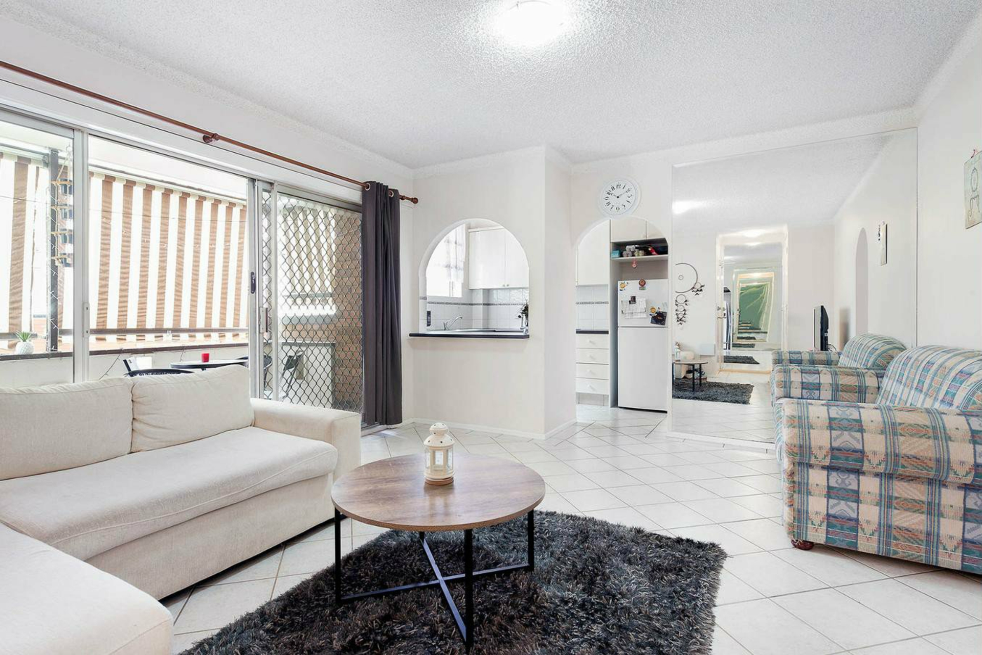 2/213 Derby Street — photo 2 of 6