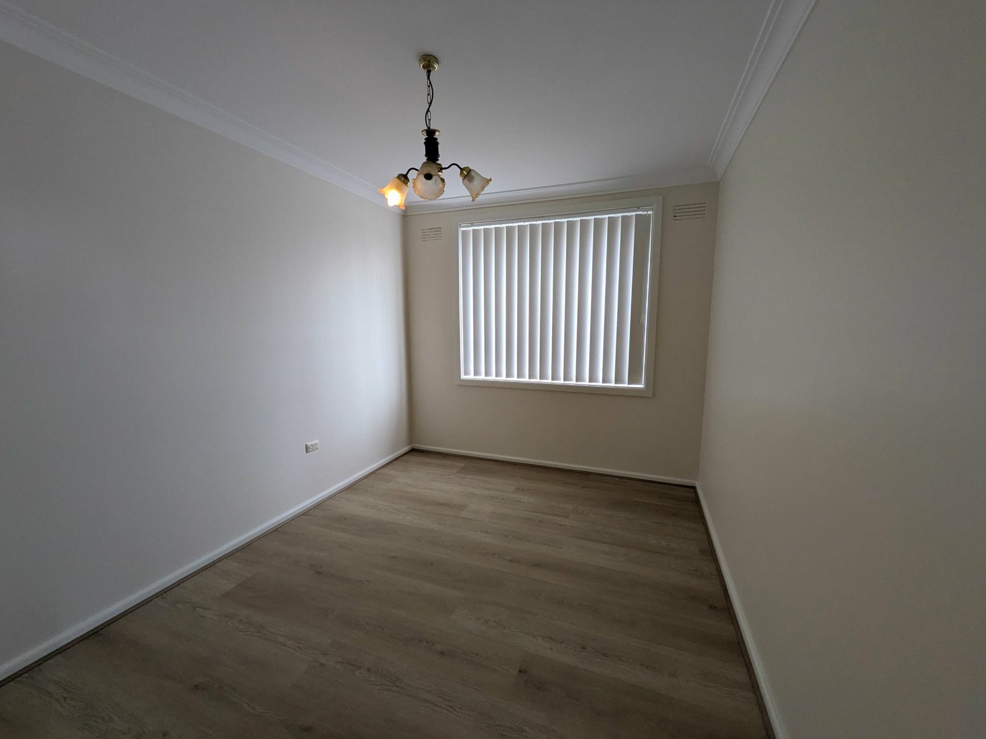 10 Jordon Street — photo 3 of 8